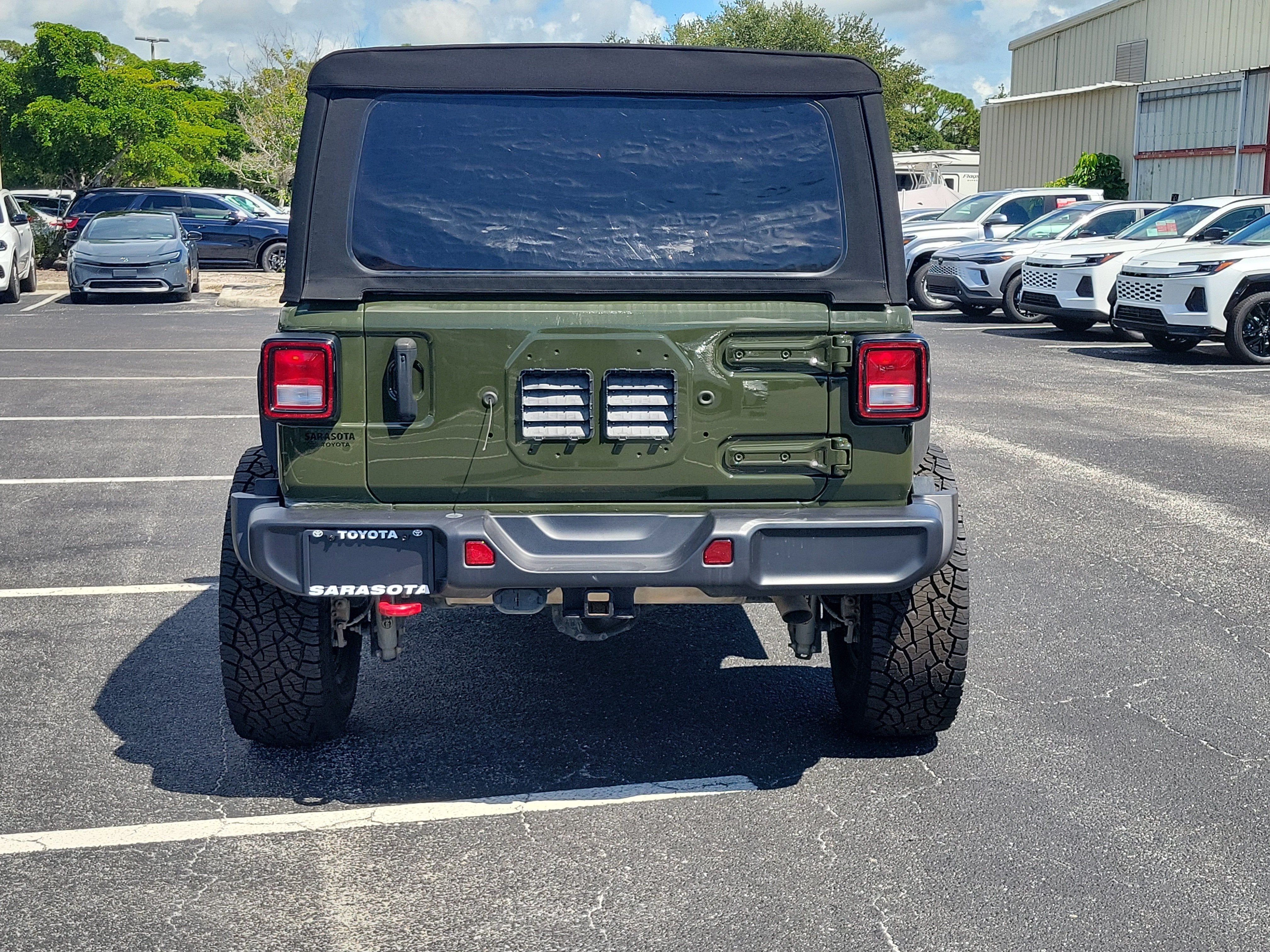 2023 Jeep Wrangler Rubicon