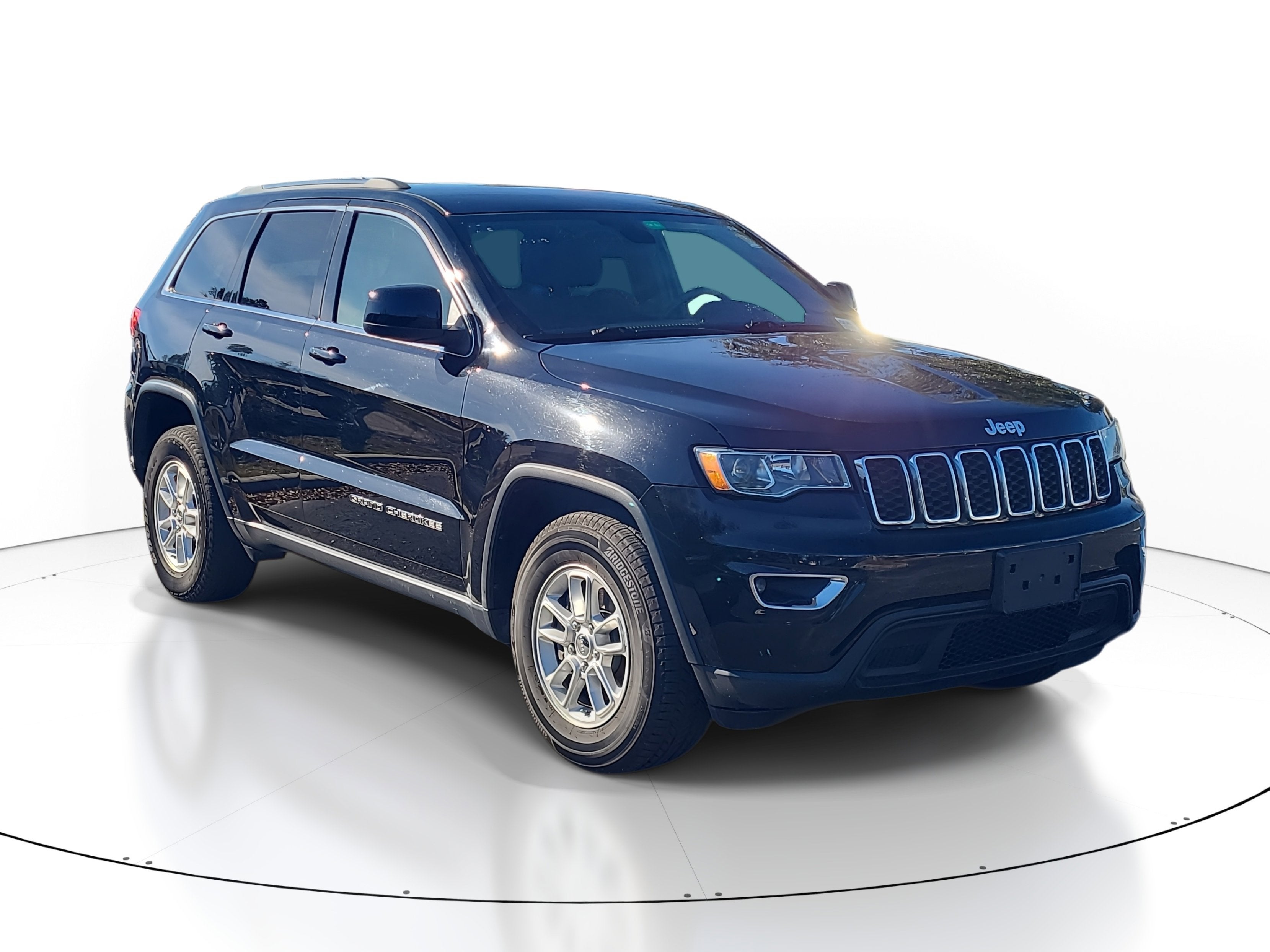 2019 Jeep Grand Cherokee Laredo E