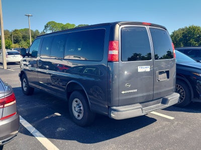 2017 Chevrolet Express Passenger LT