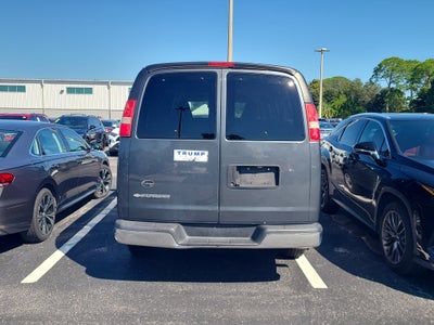 2017 Chevrolet Express Passenger LT