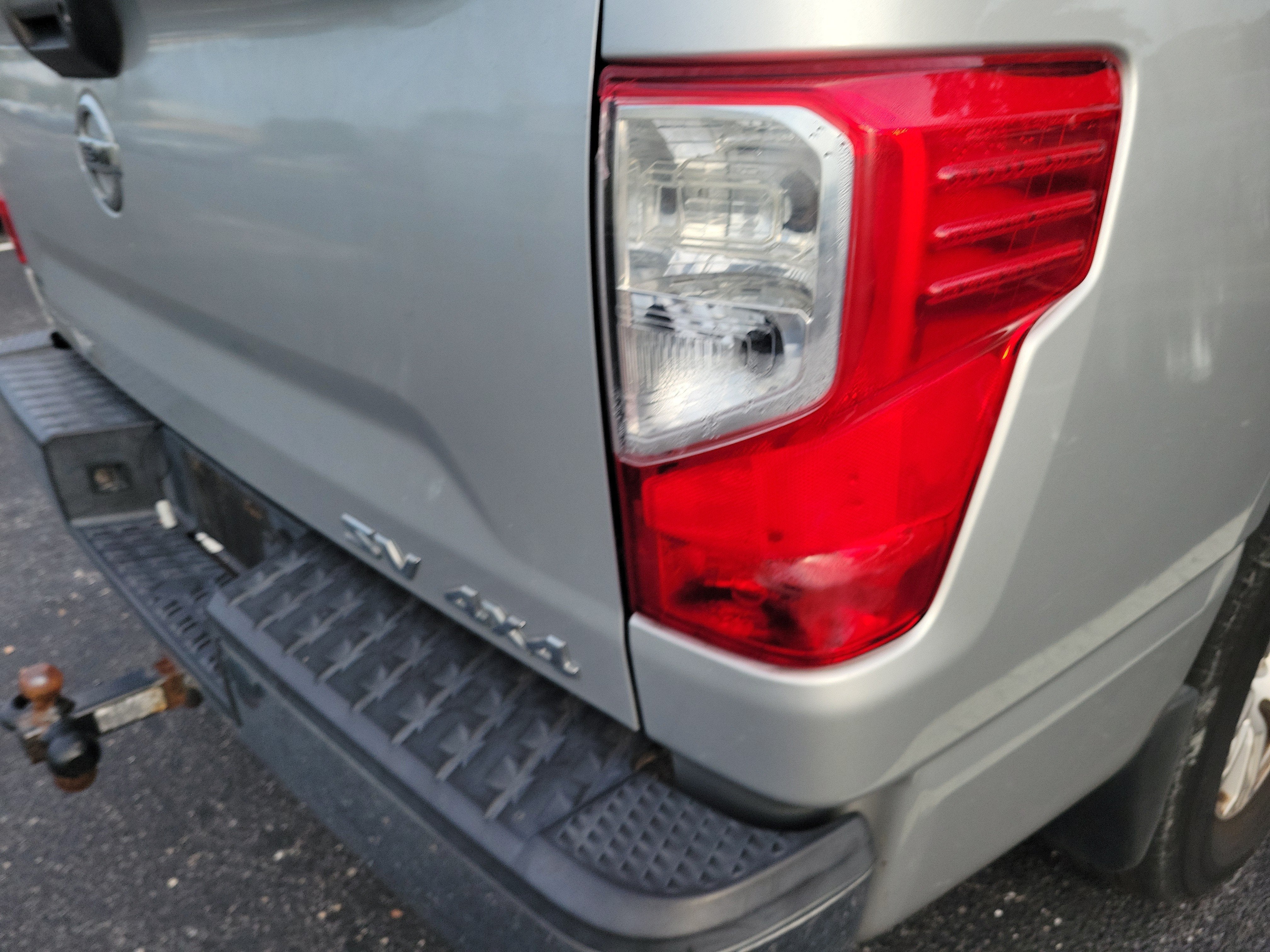 2017 Nissan Titan SV