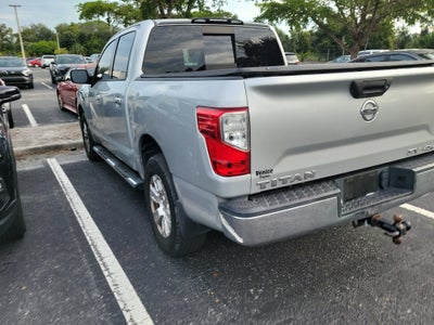 2017 Nissan Titan SV