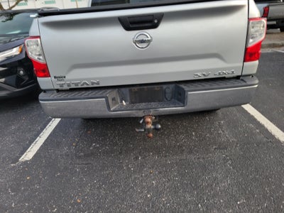 2017 Nissan Titan SV