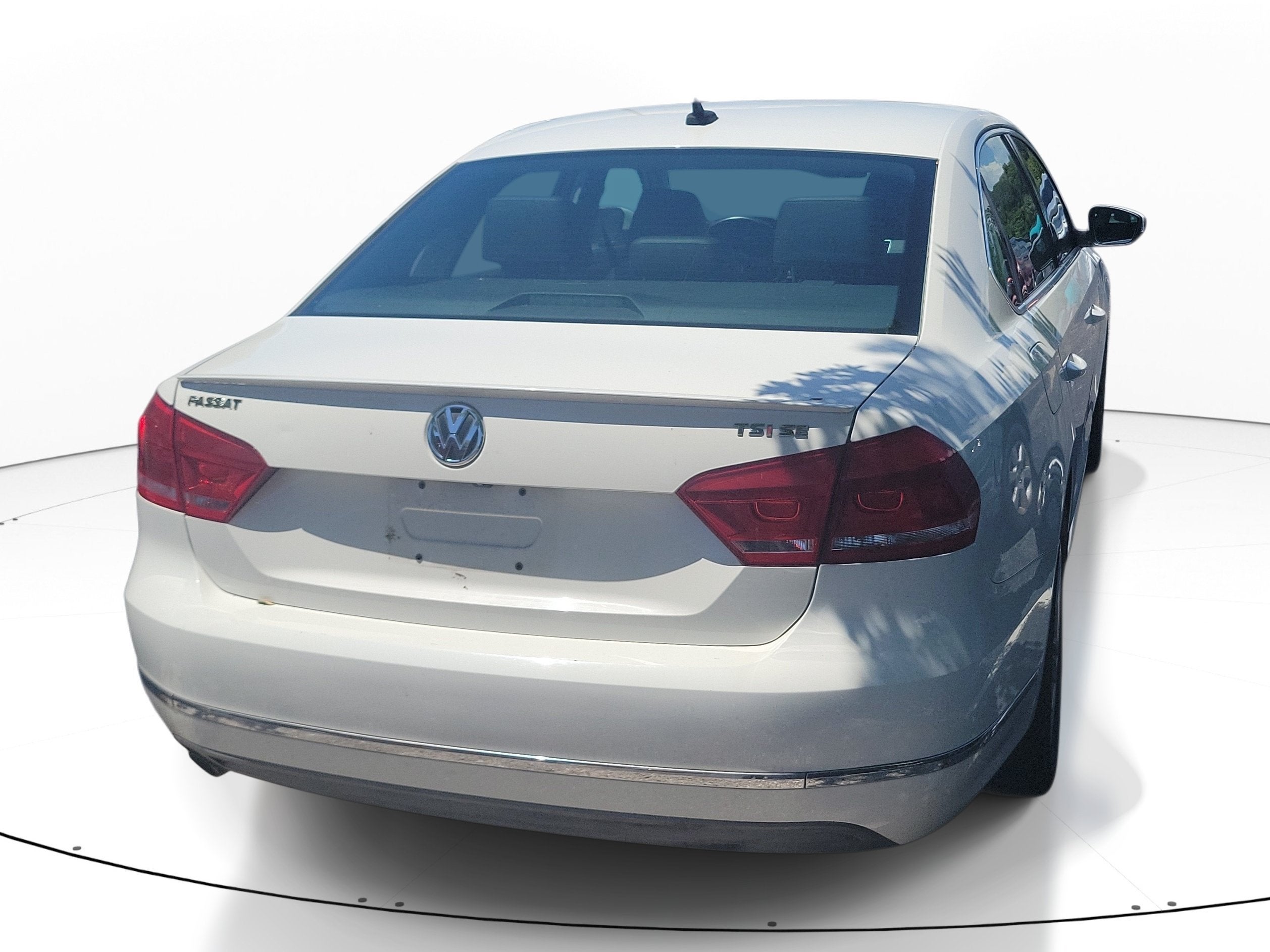 2014 Volkswagen Passat 1.8T SE