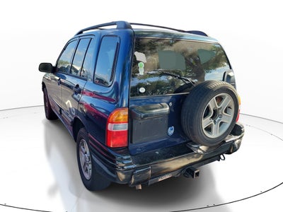 2003 Chevrolet Tracker Base