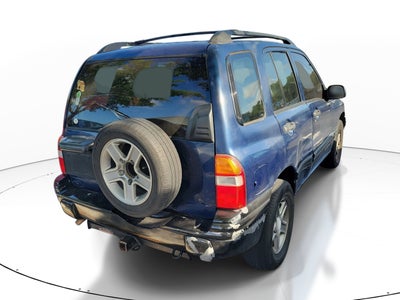 2003 Chevrolet Tracker Base