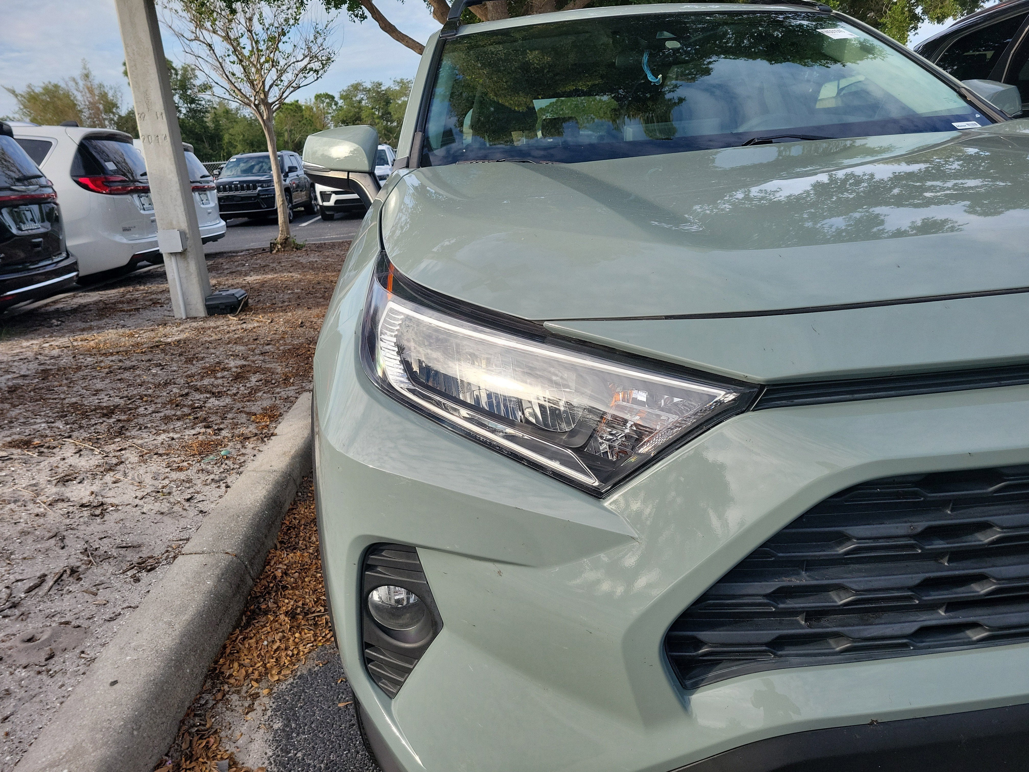 2019 Toyota RAV4 XLE Premium