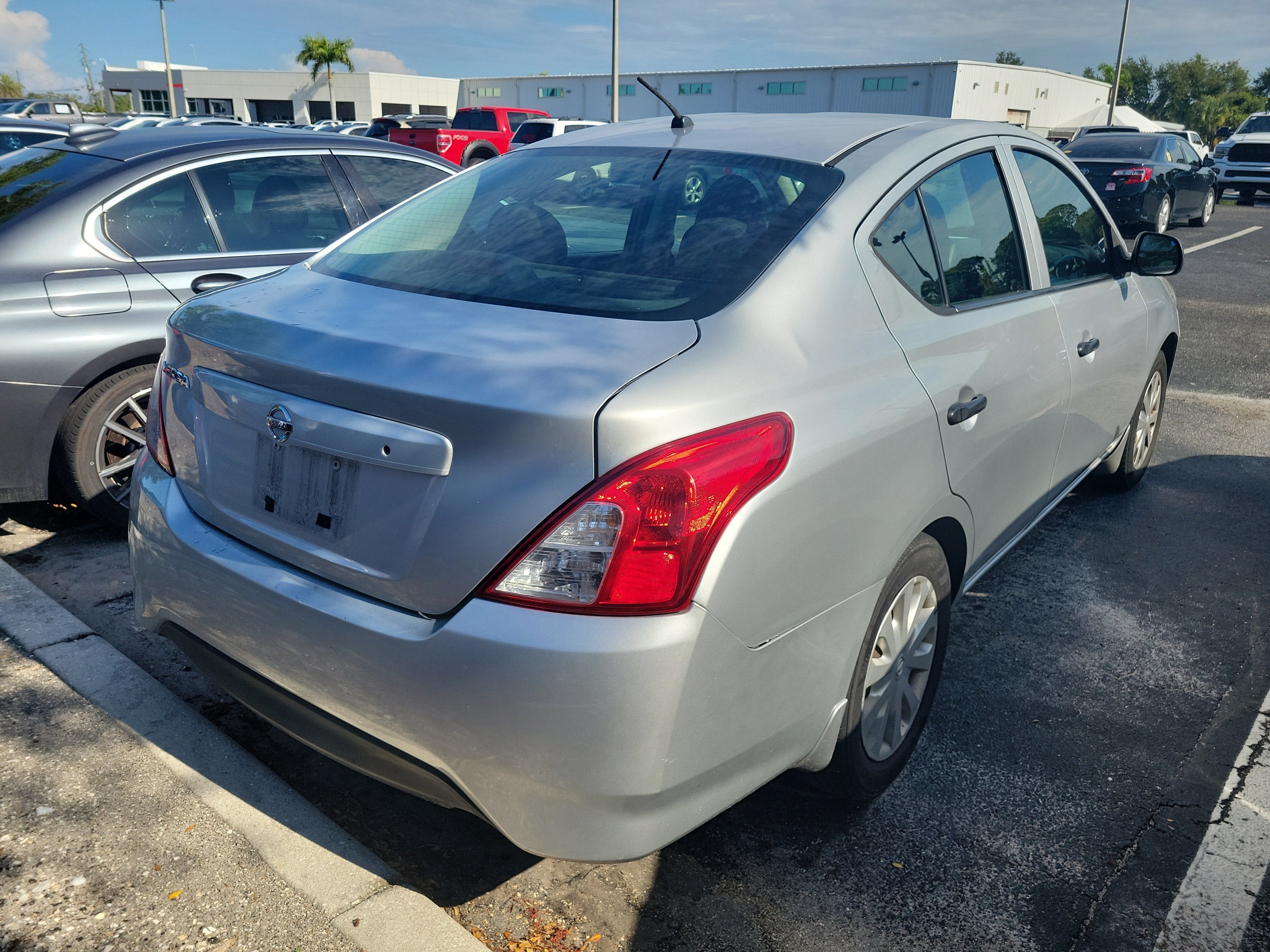 2015 Nissan Versa 1.6 S
