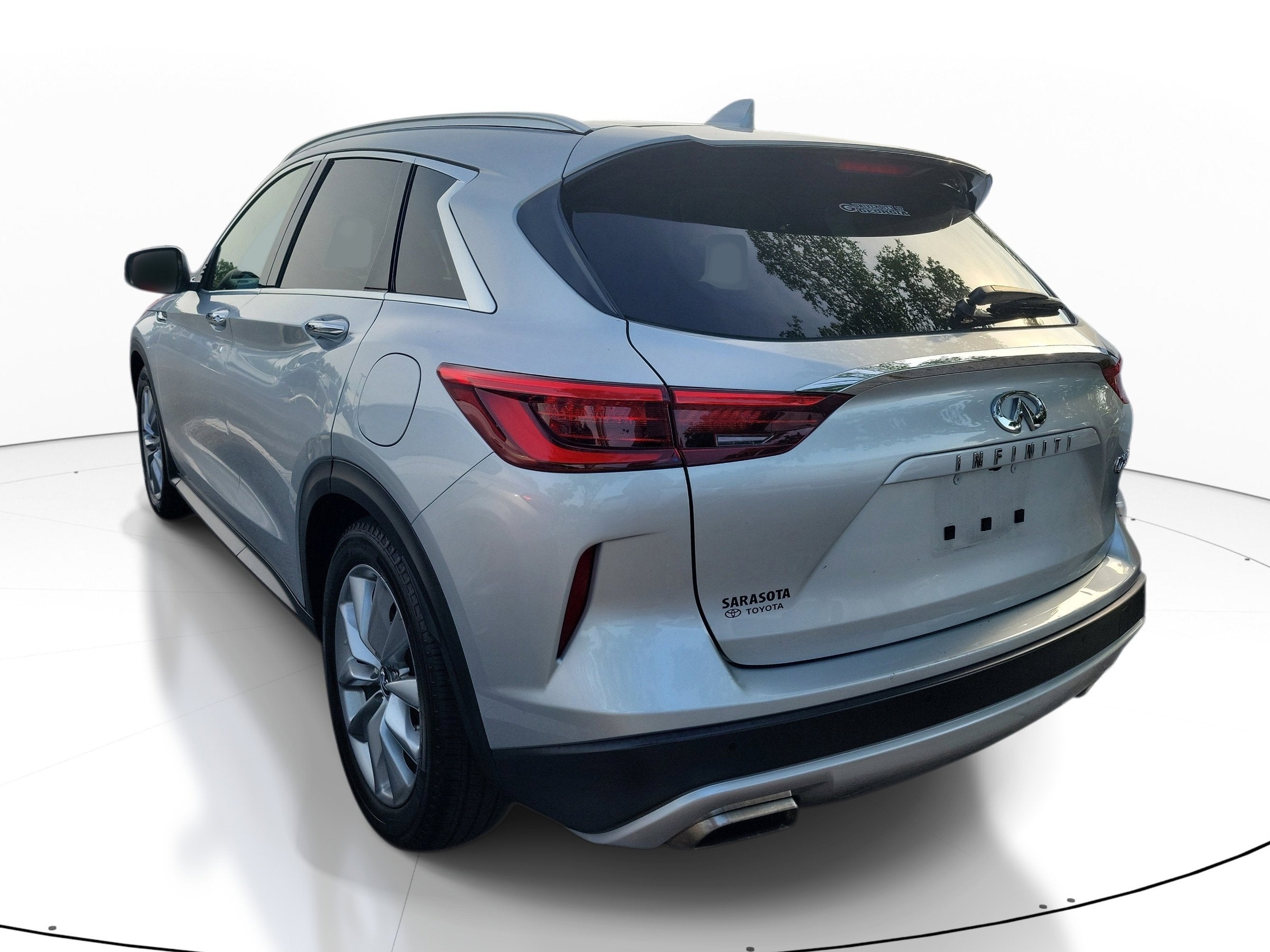 2021 INFINITI QX50 LUXE