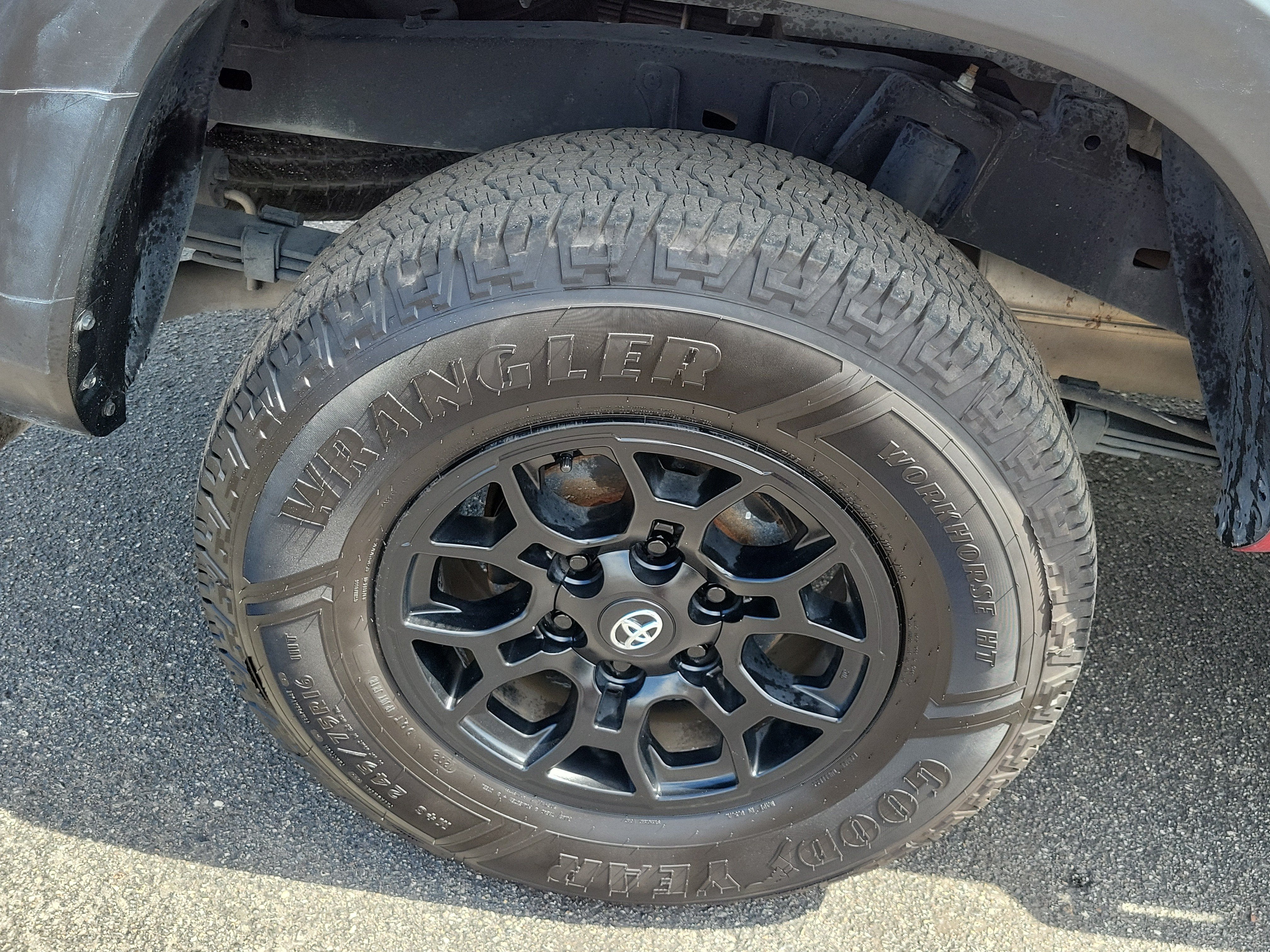 2023 Toyota Tacoma SR5