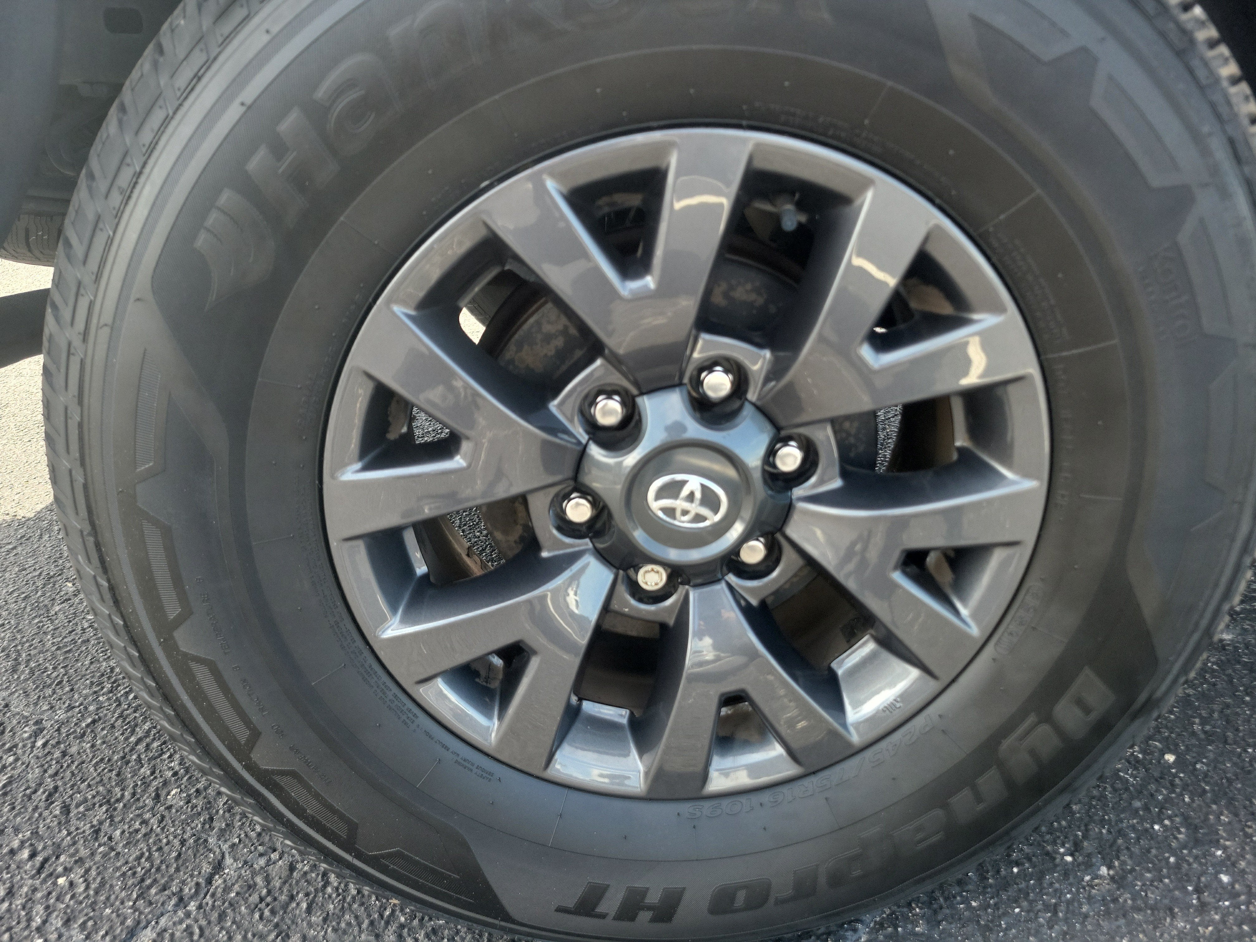 2023 Toyota Tacoma SR5