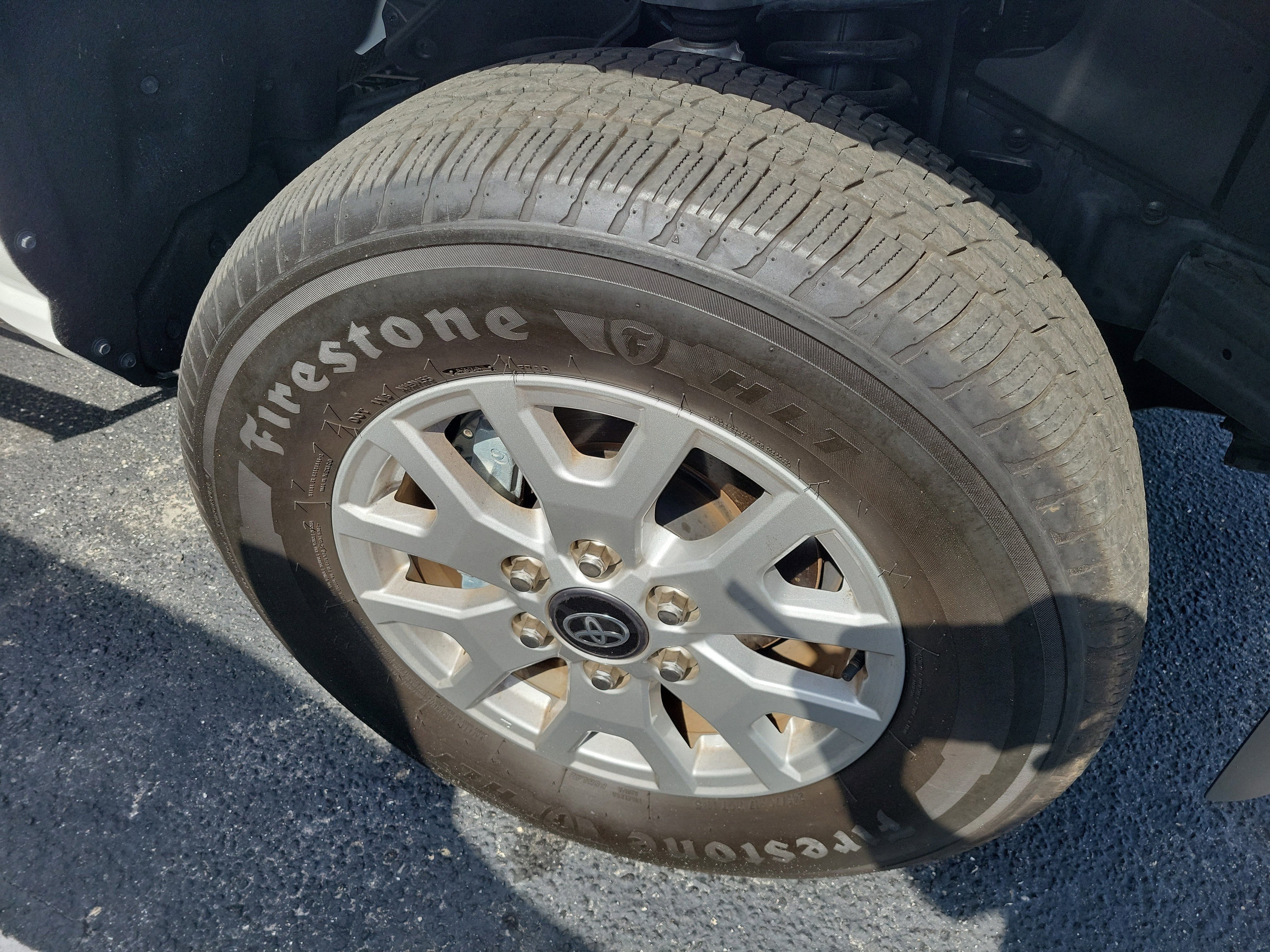 2024 Toyota Tacoma SR5