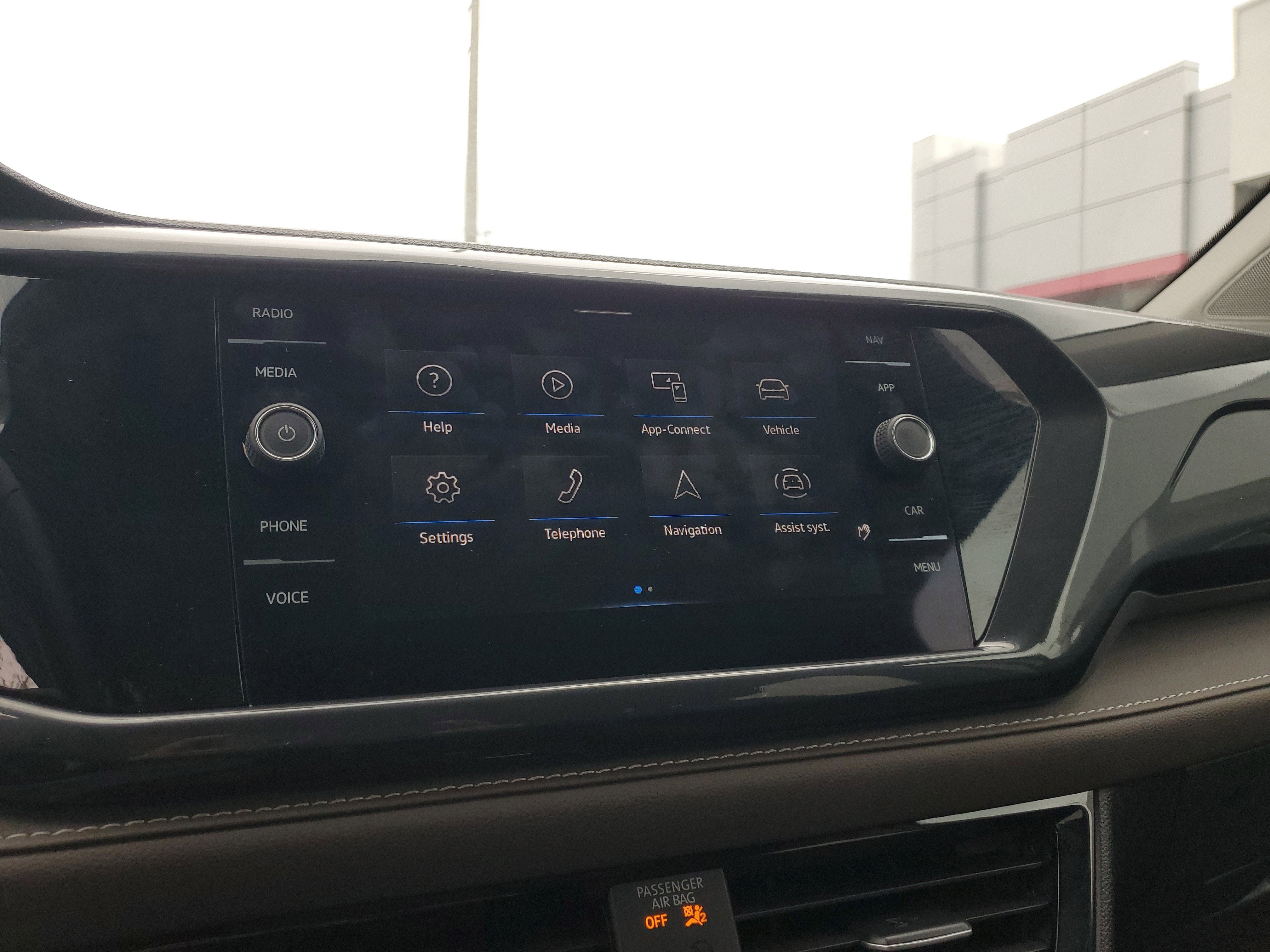 2024 Volkswagen Taos 1.5T SEL