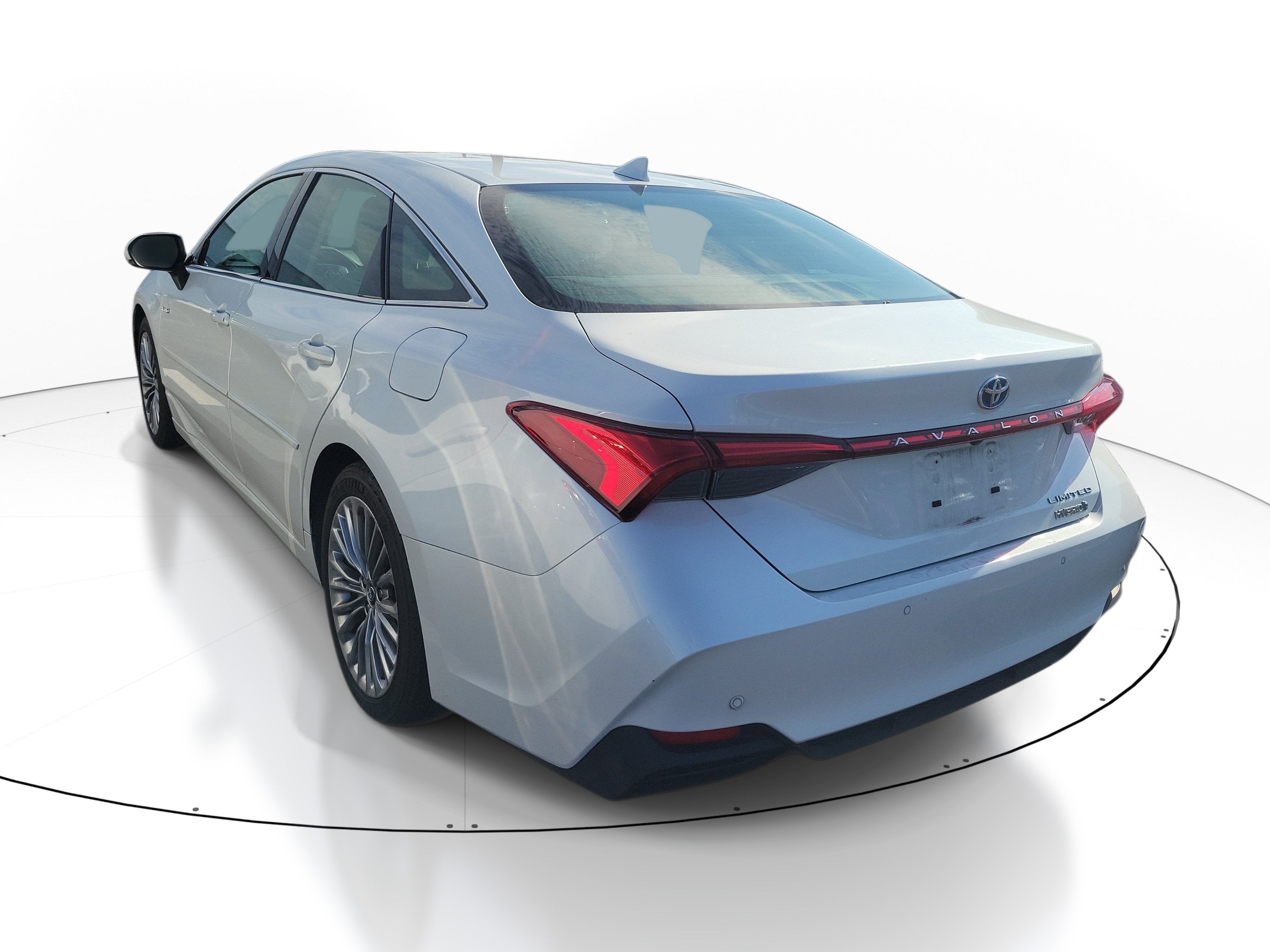 2019 Toyota Avalon Hybrid Limited