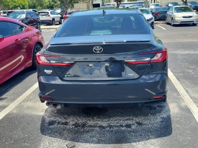 2025 Toyota Camry SE