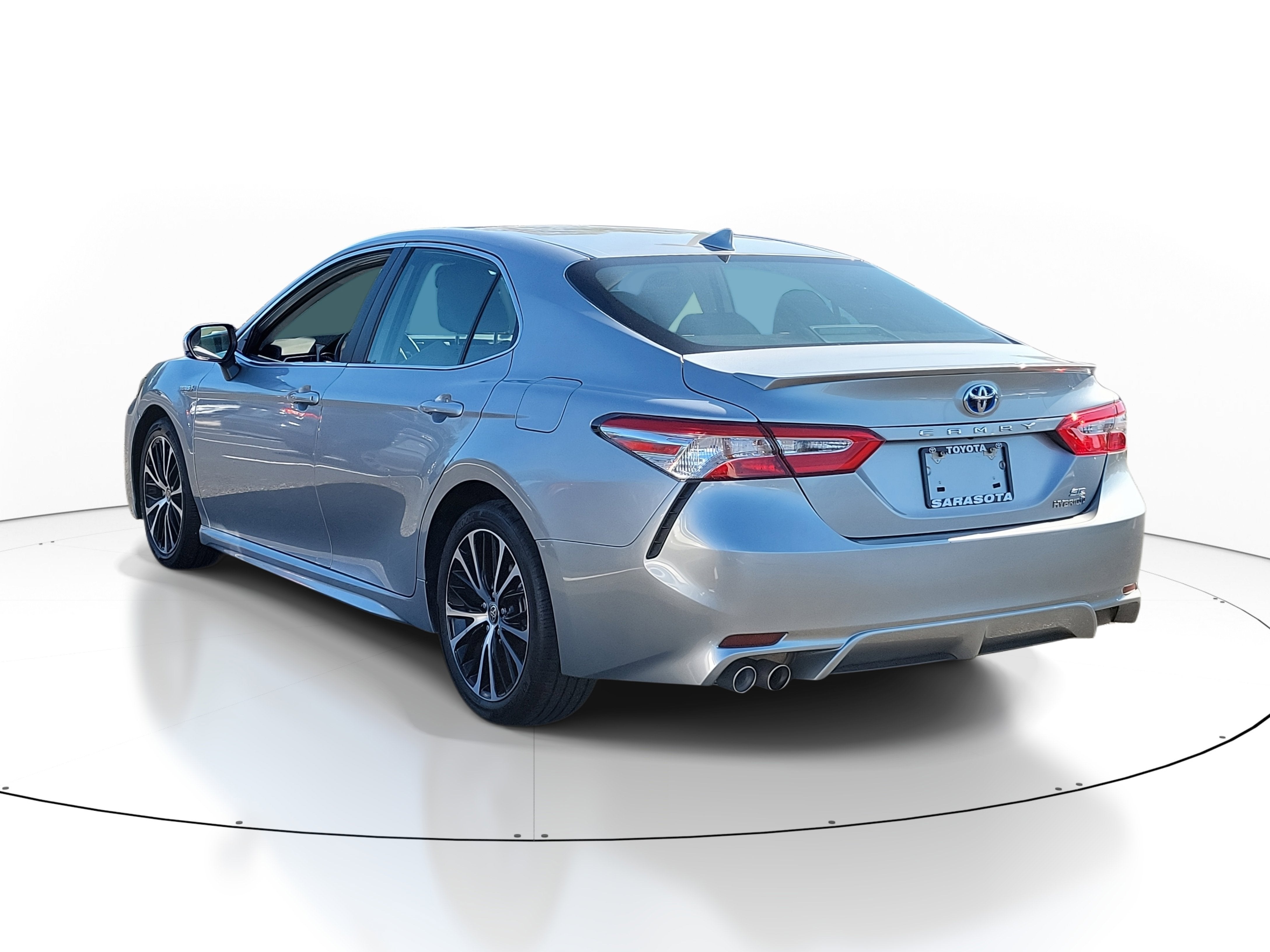 2020 Toyota Camry Hybrid SE