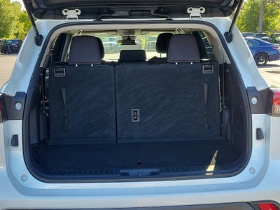 2022 Toyota Highlander L