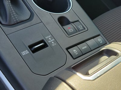 2022 Toyota Highlander L