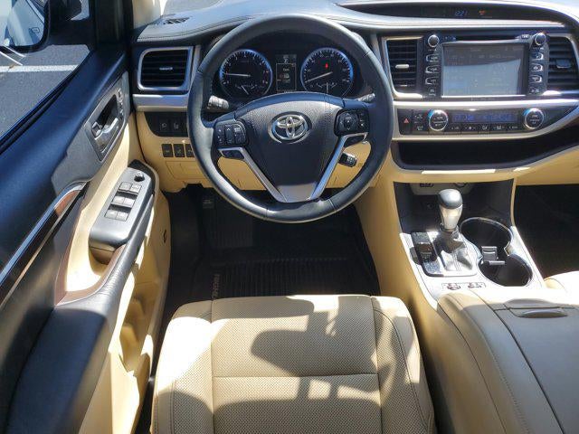 2016 Toyota Highlander Limited Platinum V6
