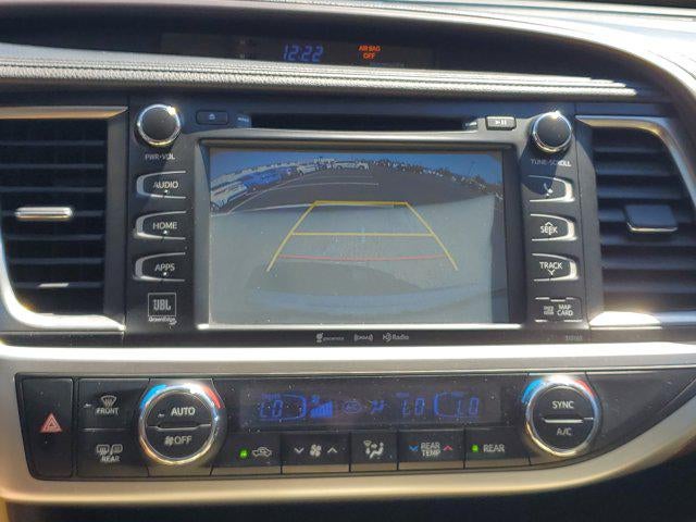 2016 Toyota Highlander Limited Platinum V6