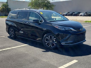 2025 Toyota Sienna Platinum