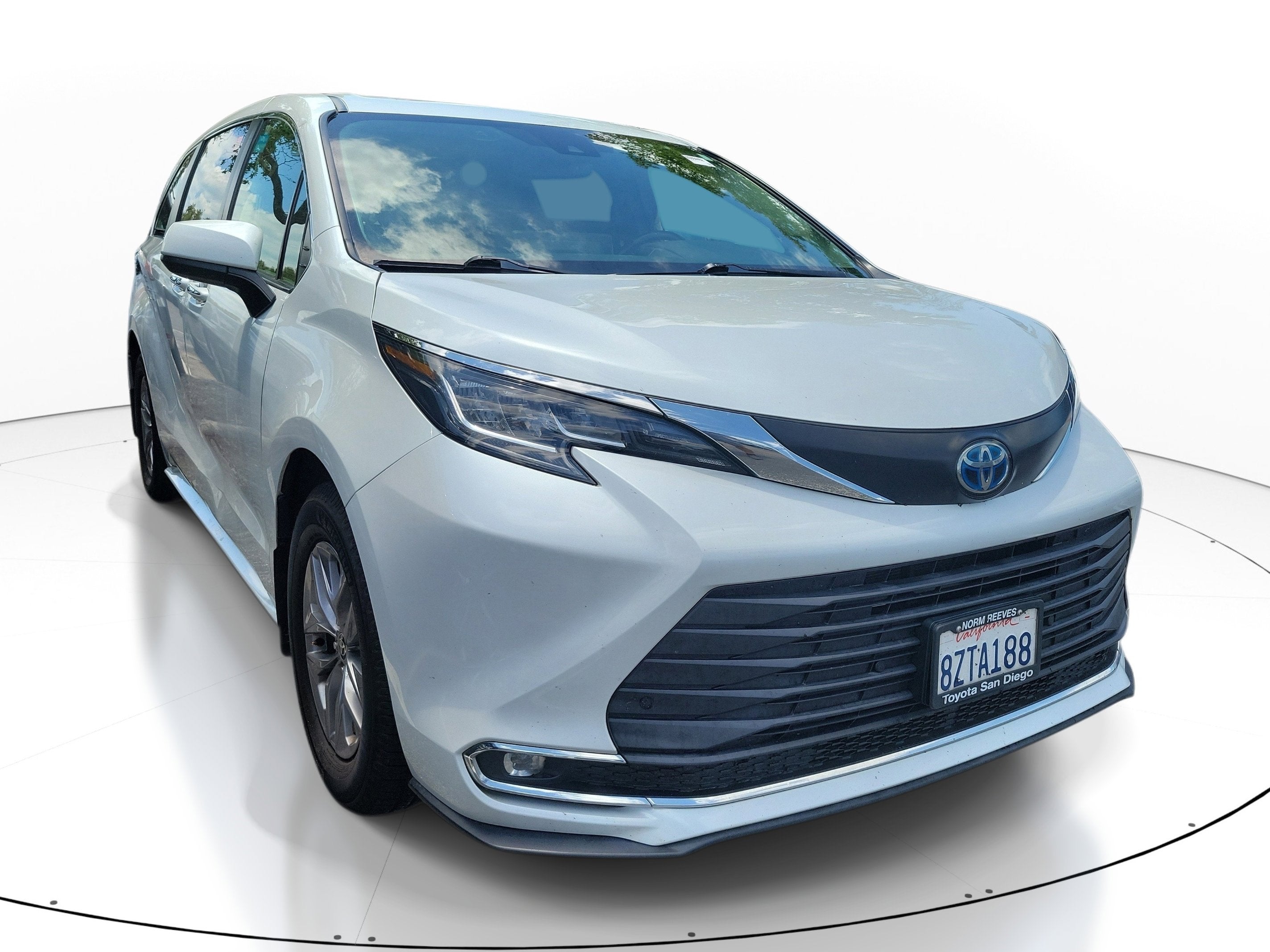 2022 Toyota Sienna XLE