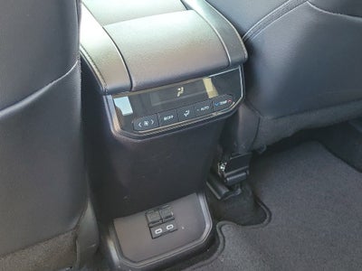 2025 Toyota Highlander Hybrid XLE