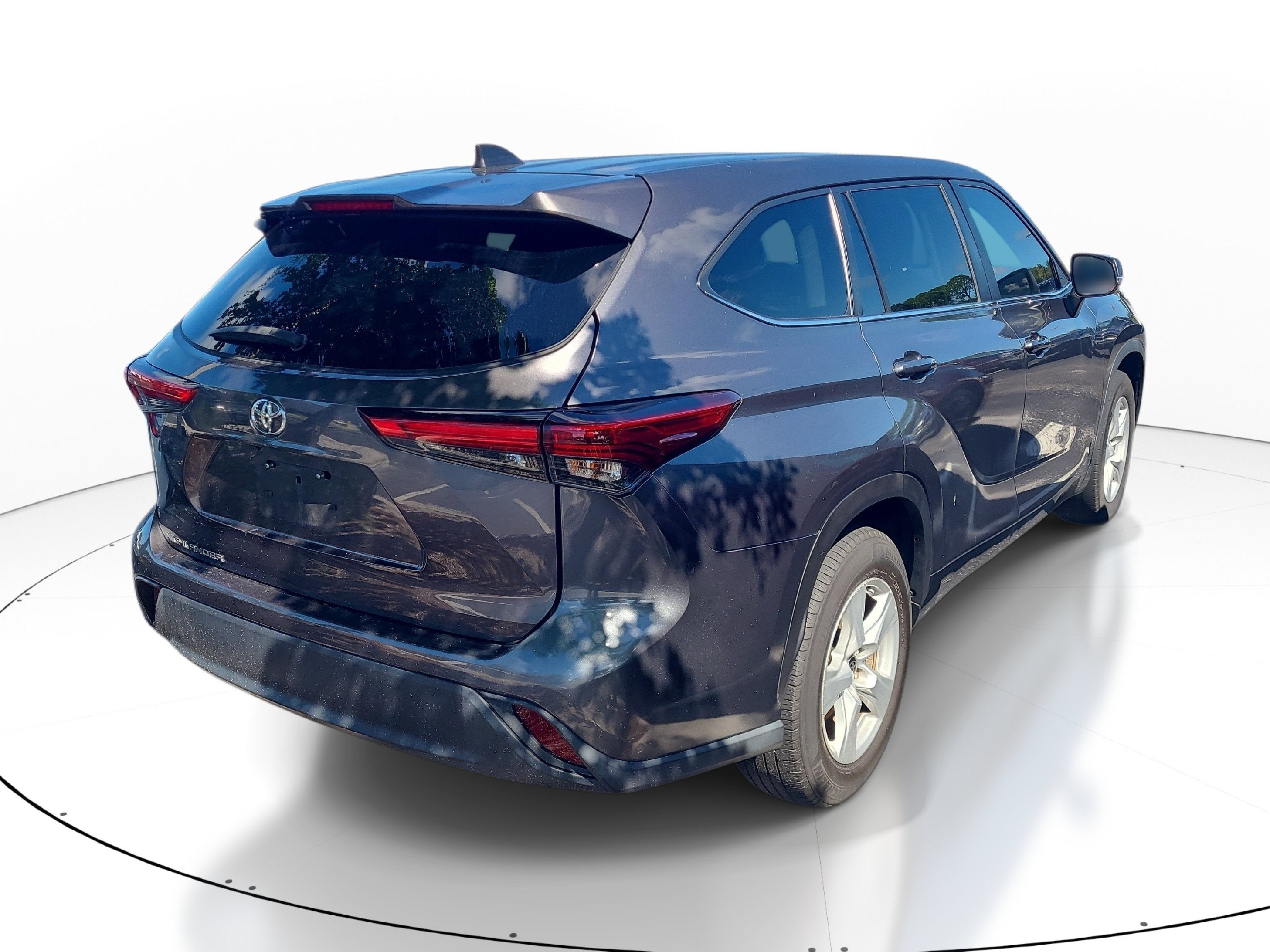 2023 Toyota Highlander Base