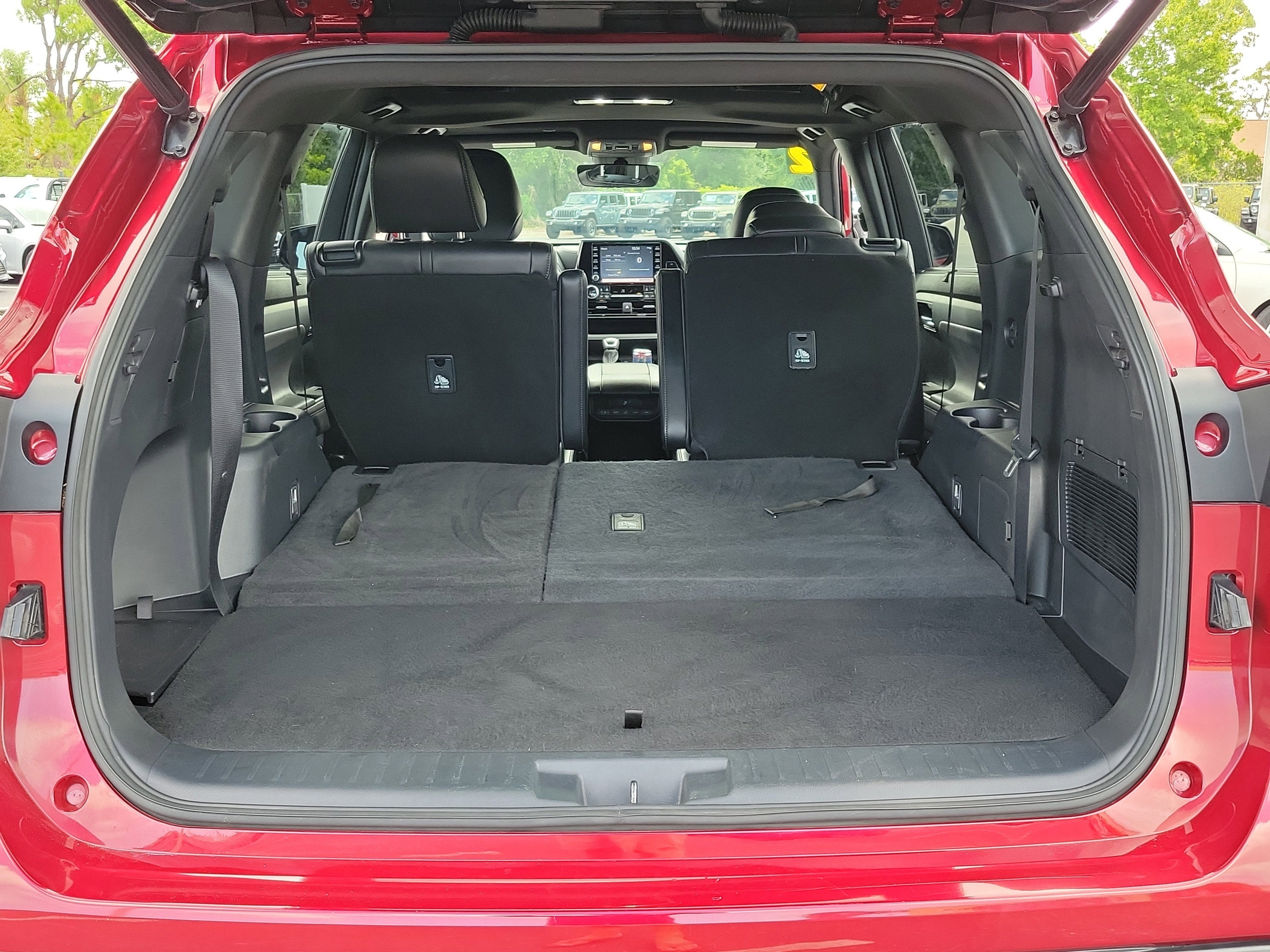 2022 Toyota Highlander XSE