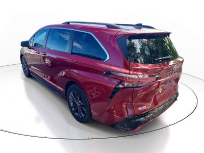 2021 Toyota Sienna XSE