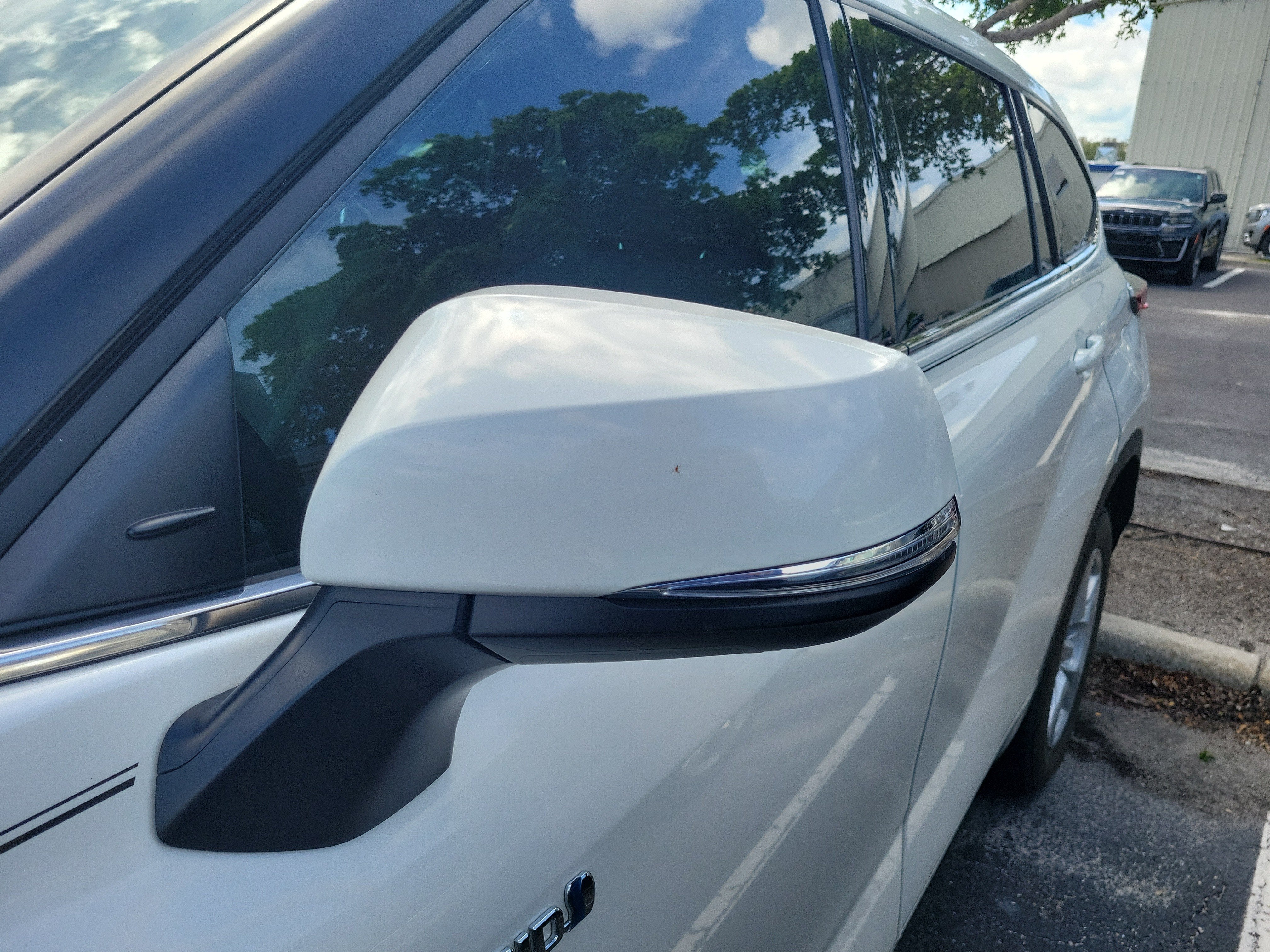 2021 Toyota Highlander Hybrid LE