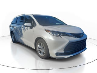 2023 Toyota Sienna Limited