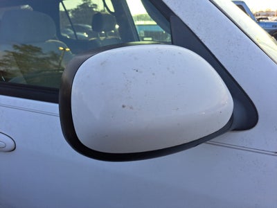 2004 Toyota Sequoia SR5