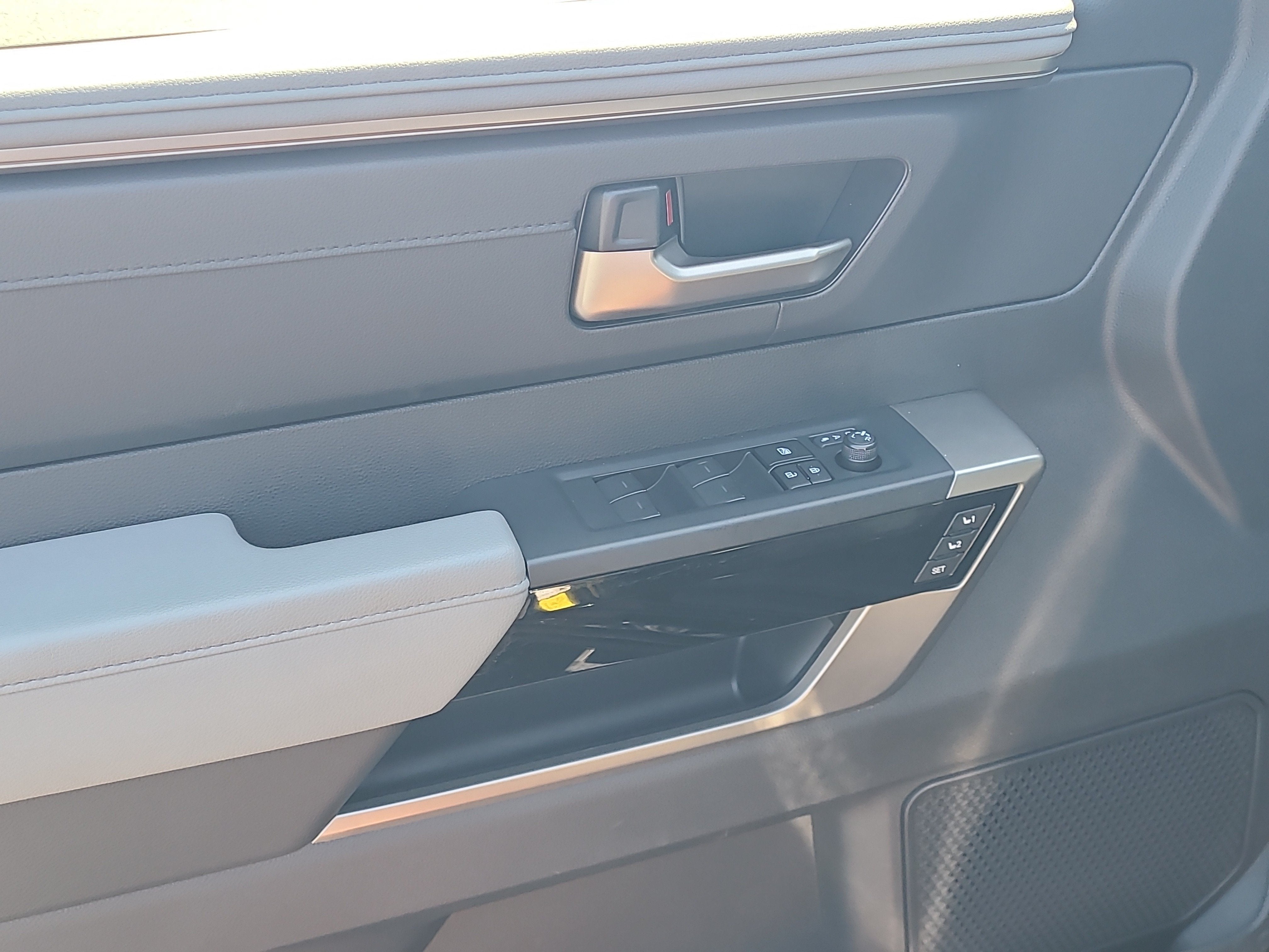 2025 Toyota Tundra 4WD Limited