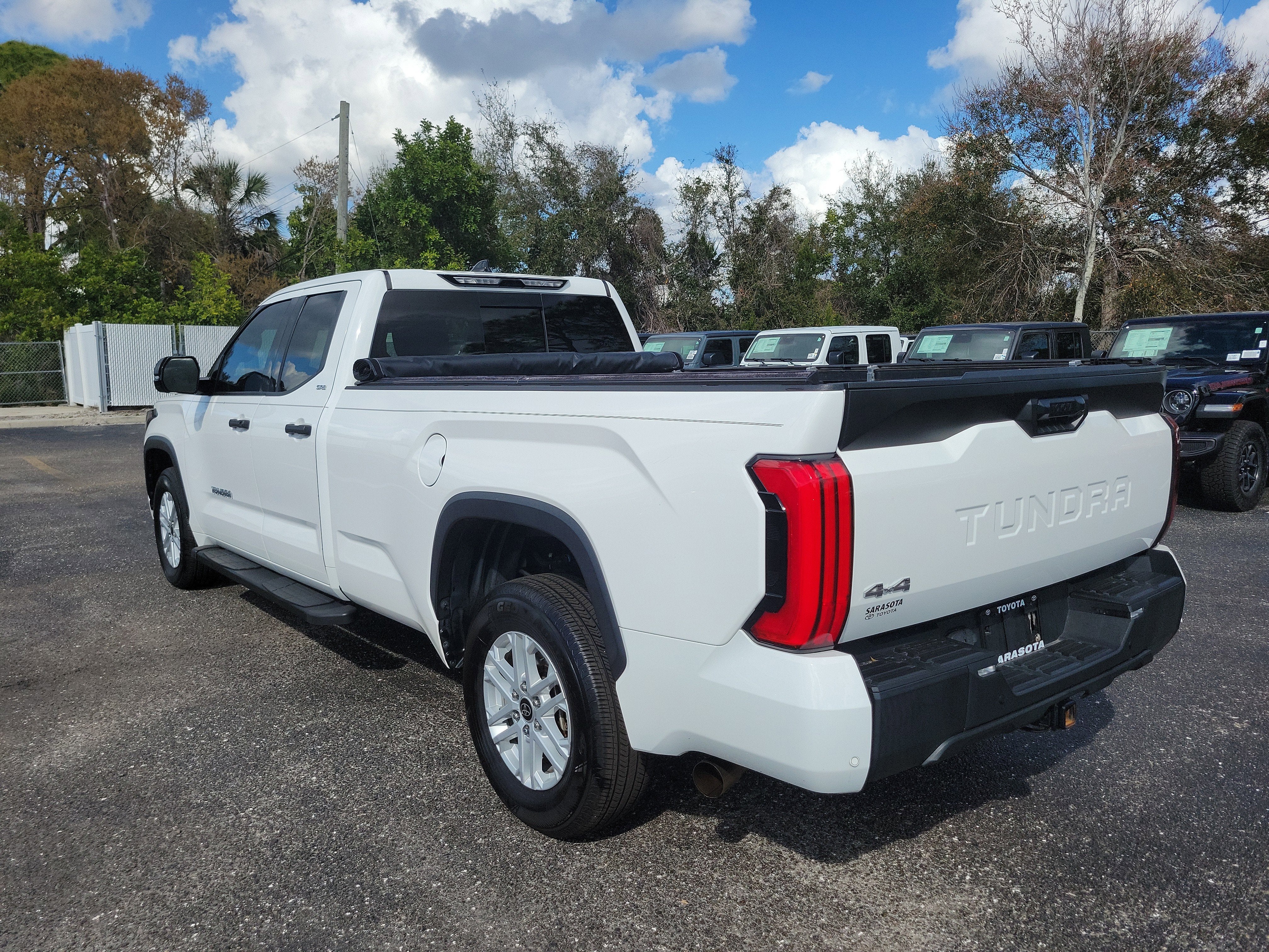 2022 Toyota Tundra SR5