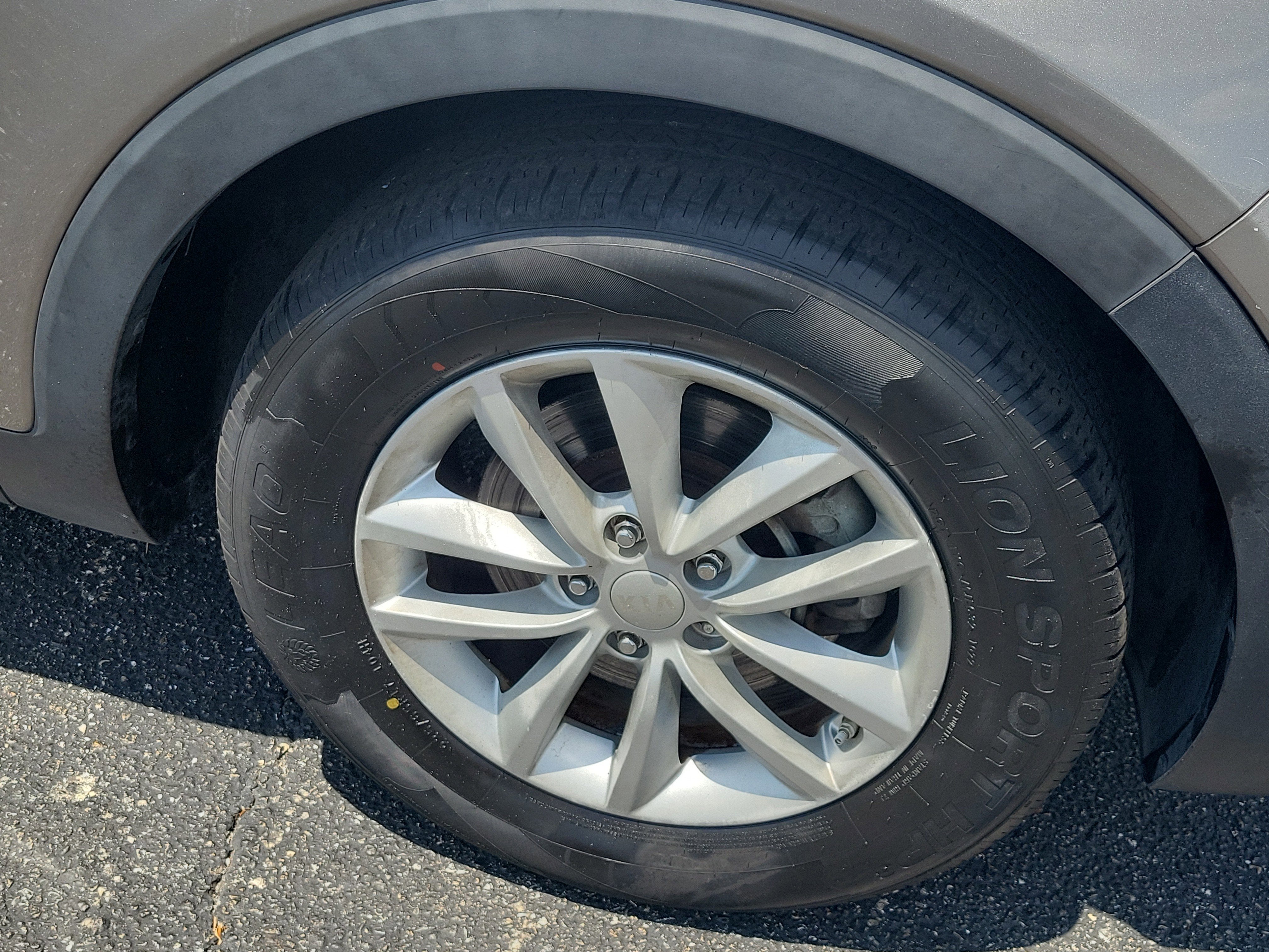 2016 Kia Sorento LX