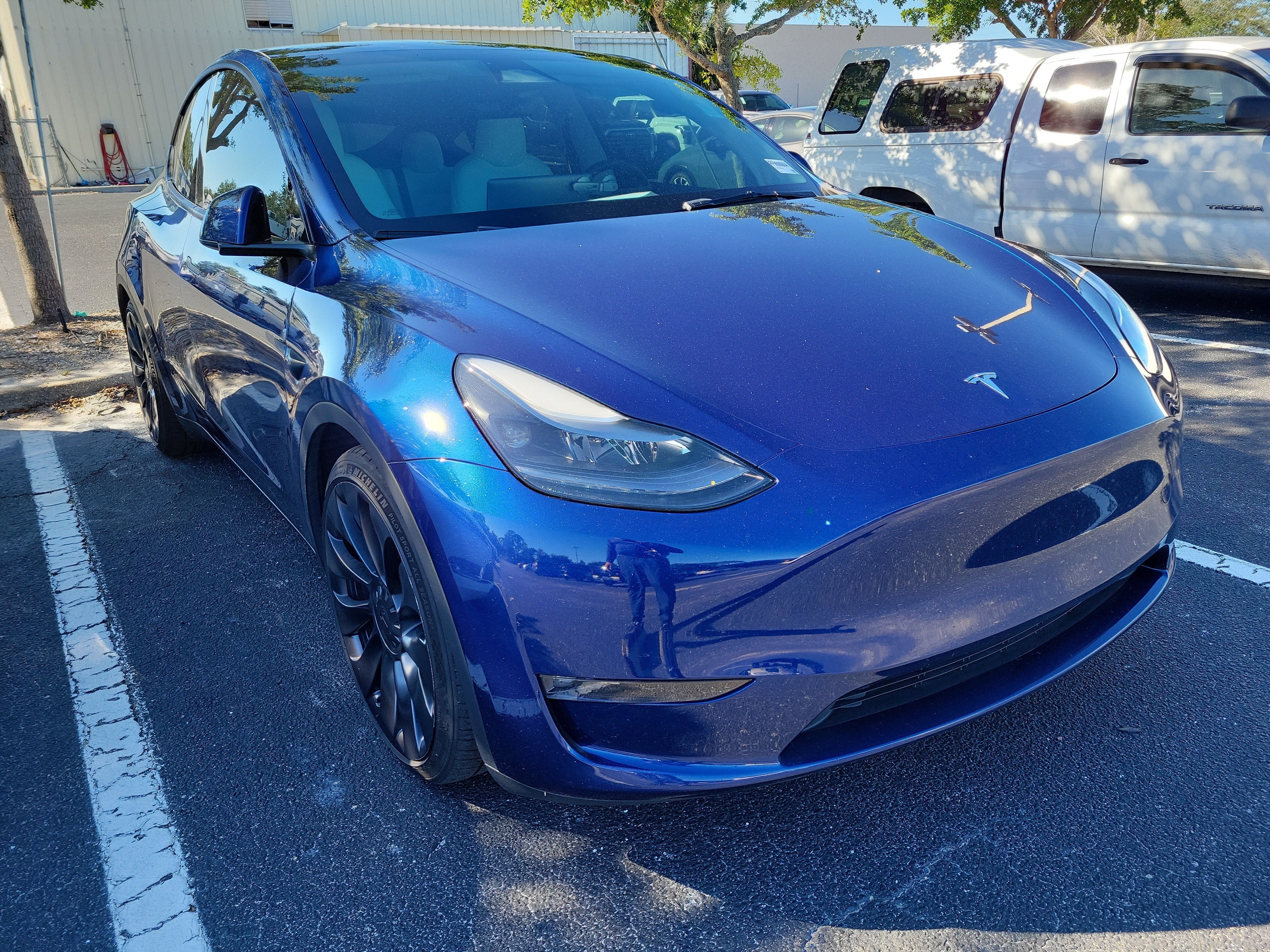 2023 Tesla Model Y Performance