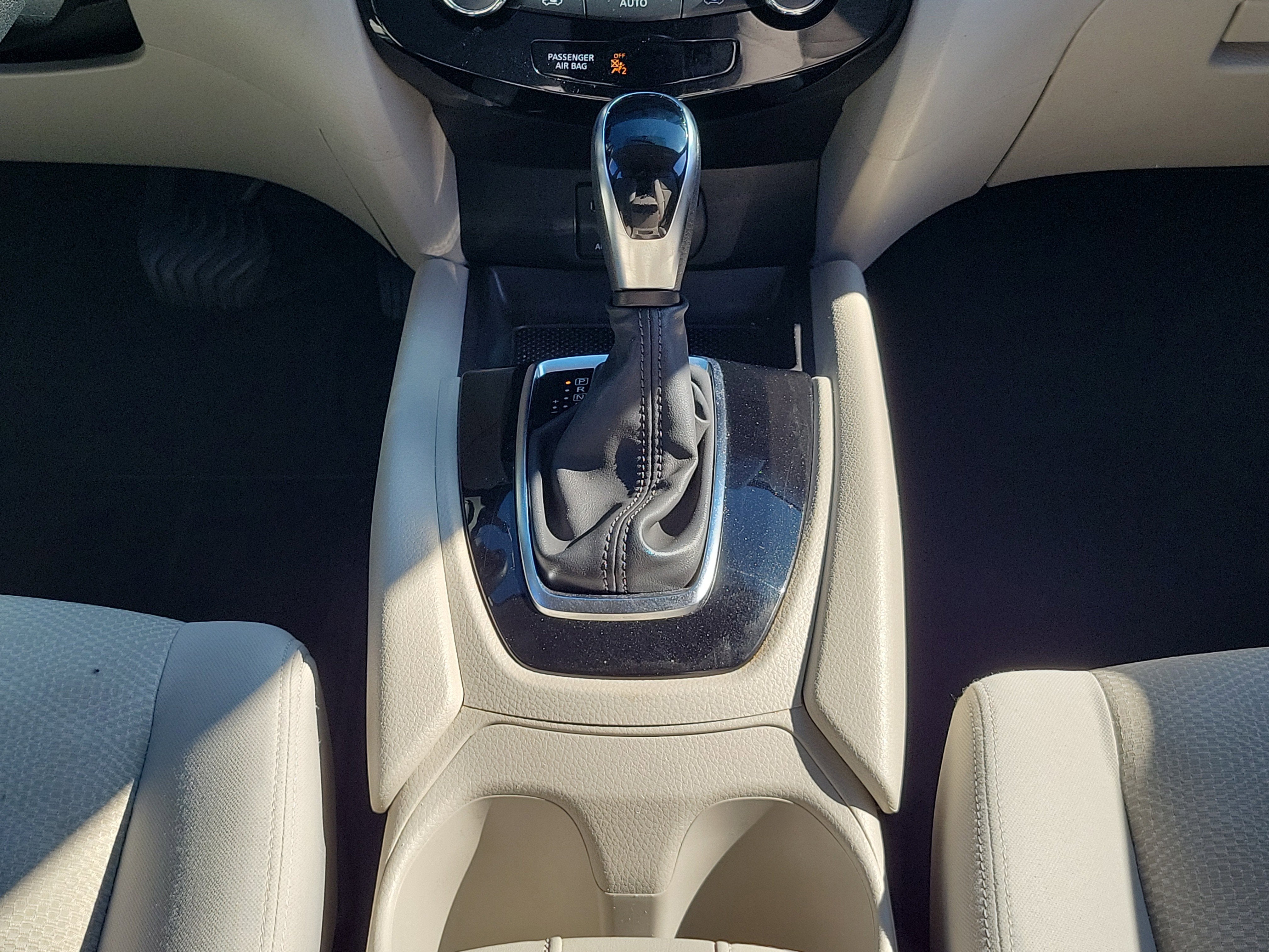 2018 Nissan Rogue Sport SV