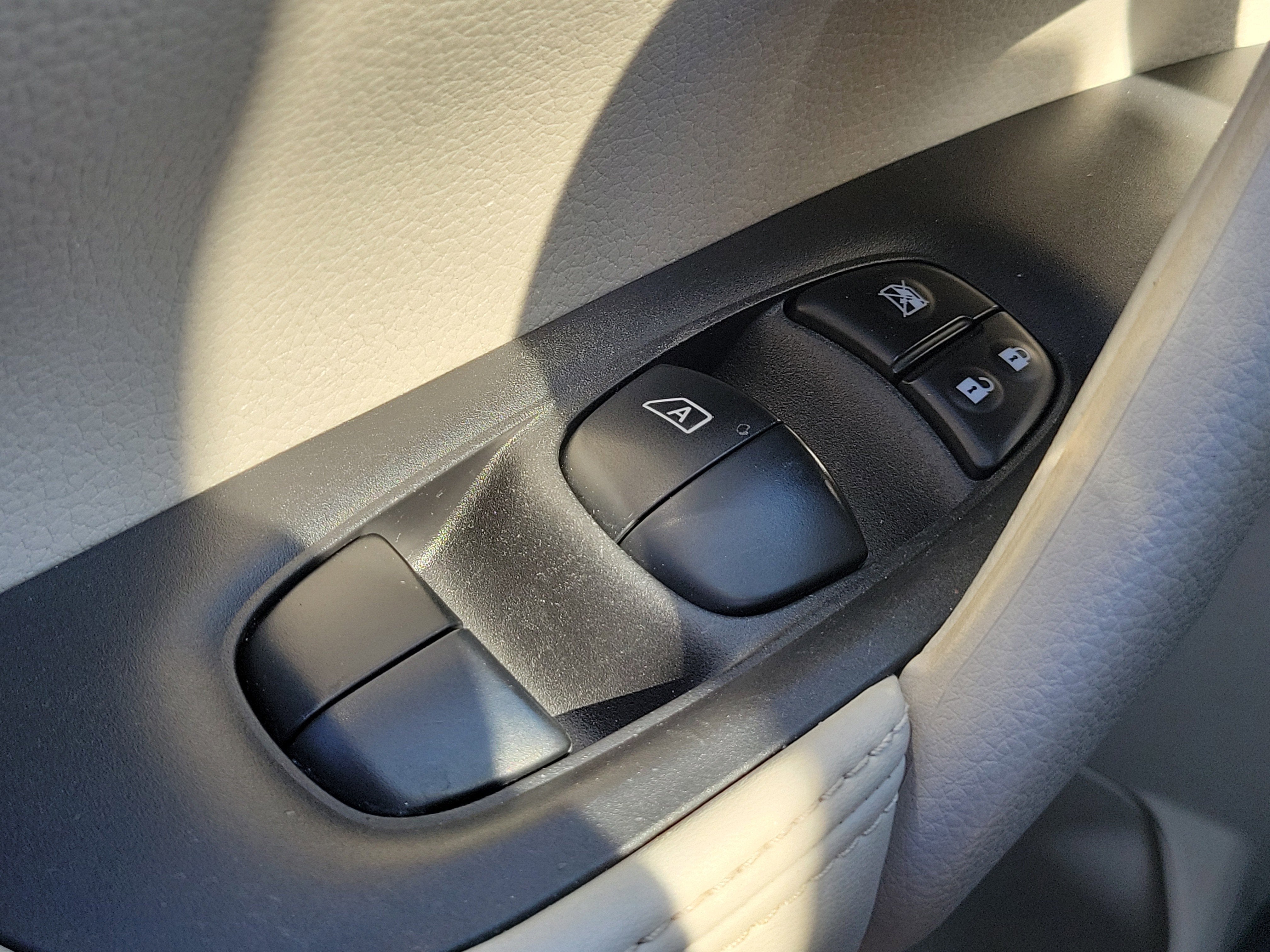 2018 Nissan Rogue Sport SV