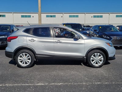 2018 Nissan Rogue Sport SV