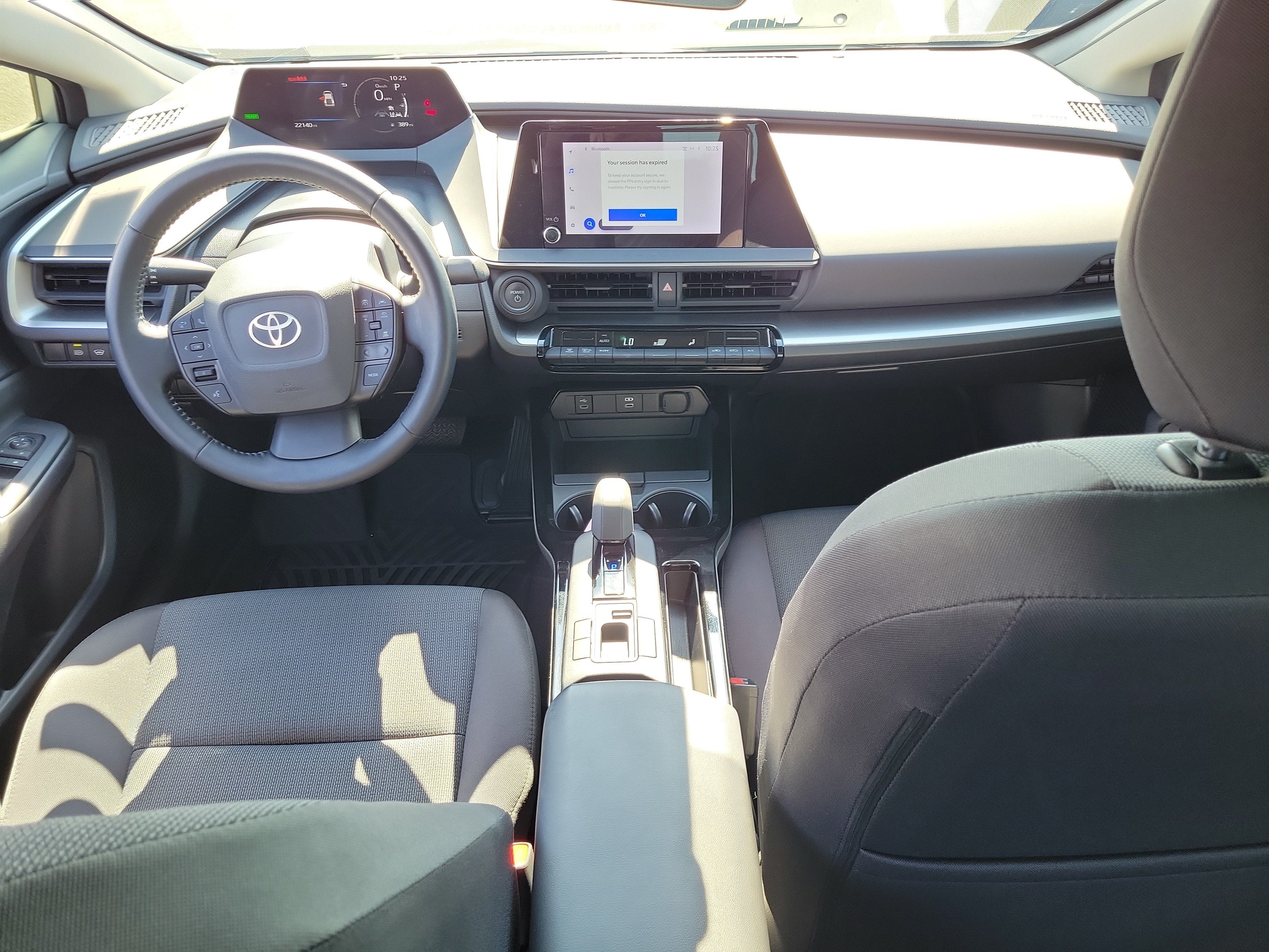 2023 Toyota Prius LE
