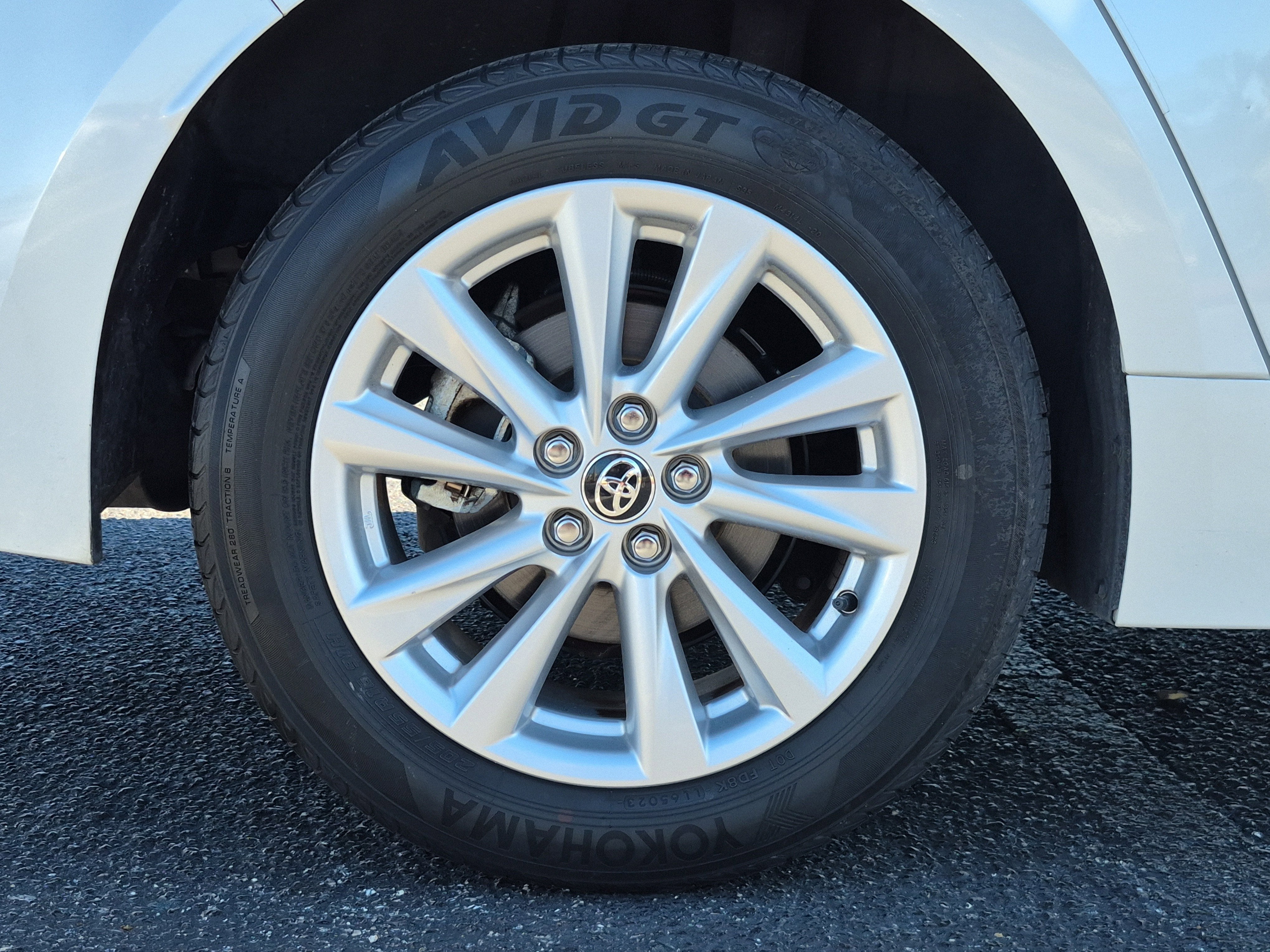 2024 Toyota Corolla Hybrid LE