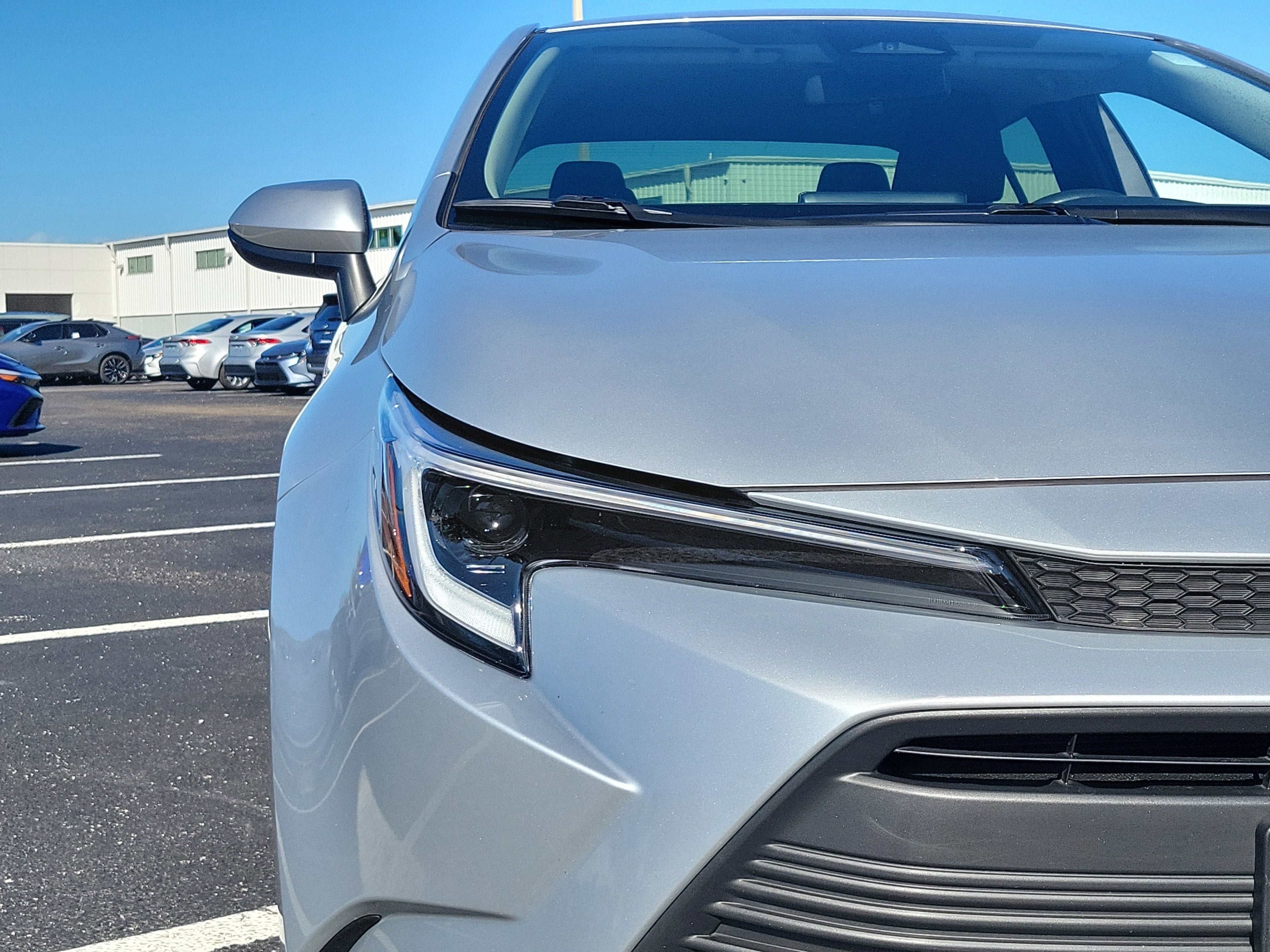 2025 Toyota Corolla Hybrid LE