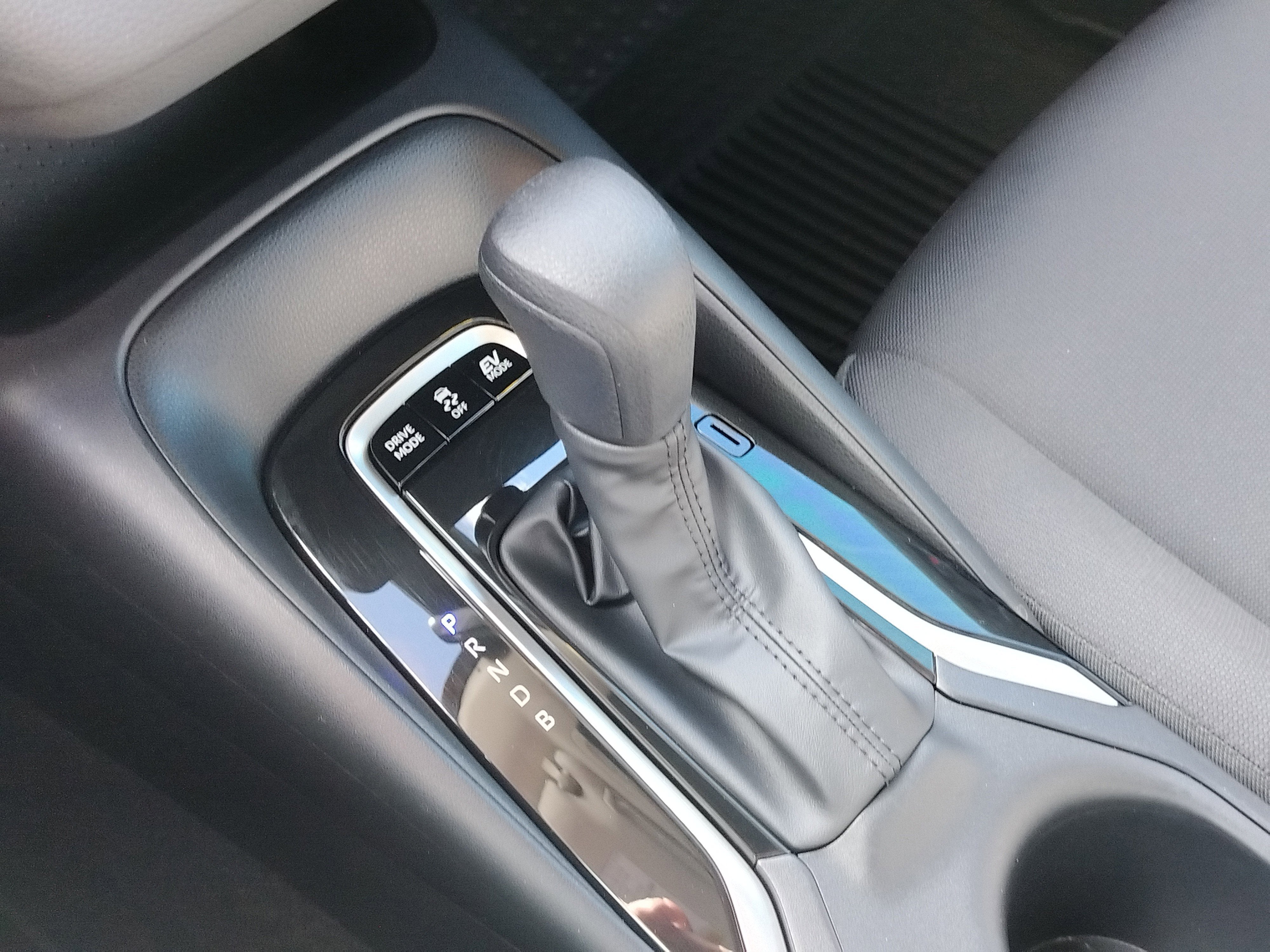 2023 Toyota Corolla Hybrid LE