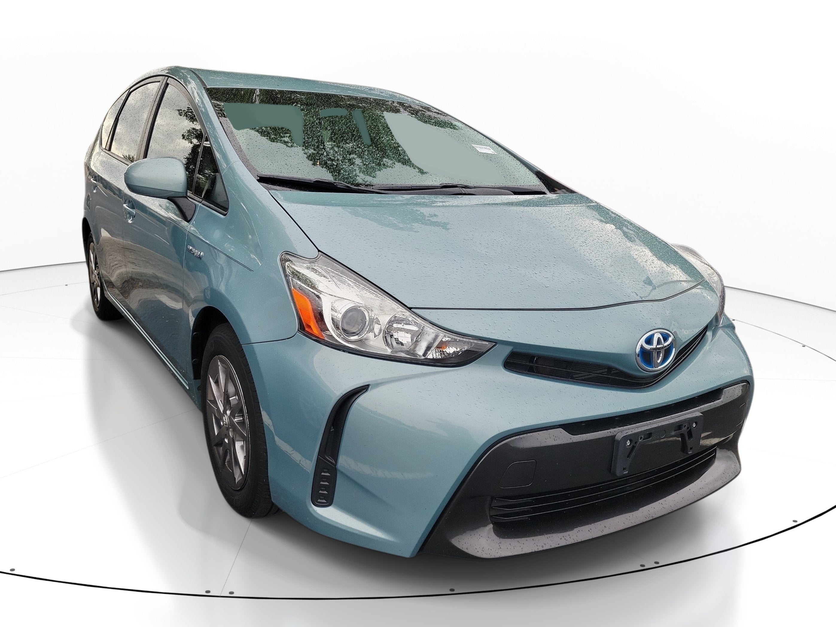 2015 Toyota Prius v Two