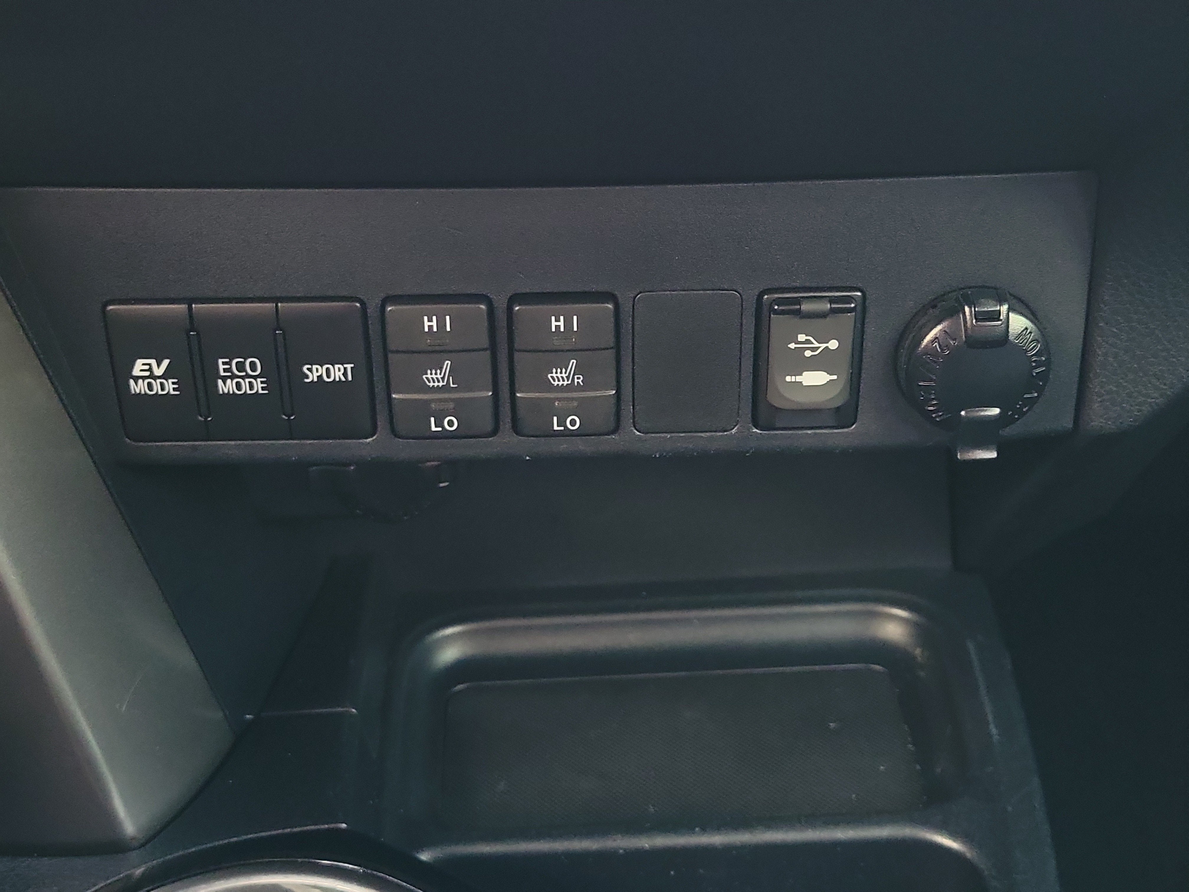 2018 Toyota RAV4 Hybrid Limited
