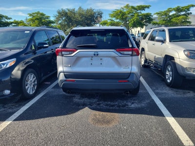 2022 Toyota RAV4 Hybrid LE