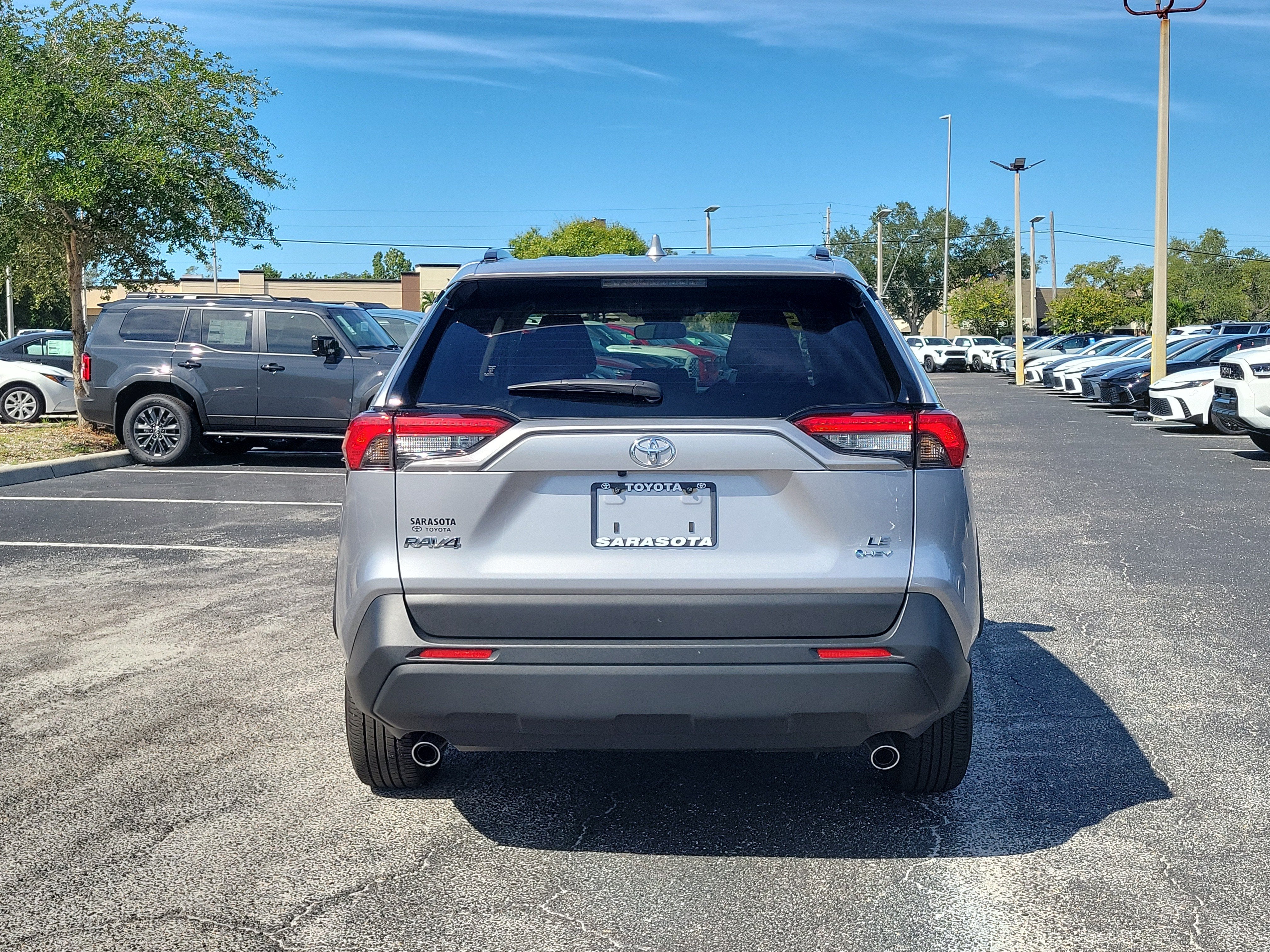 2025 Toyota RAV4 Hybrid LE