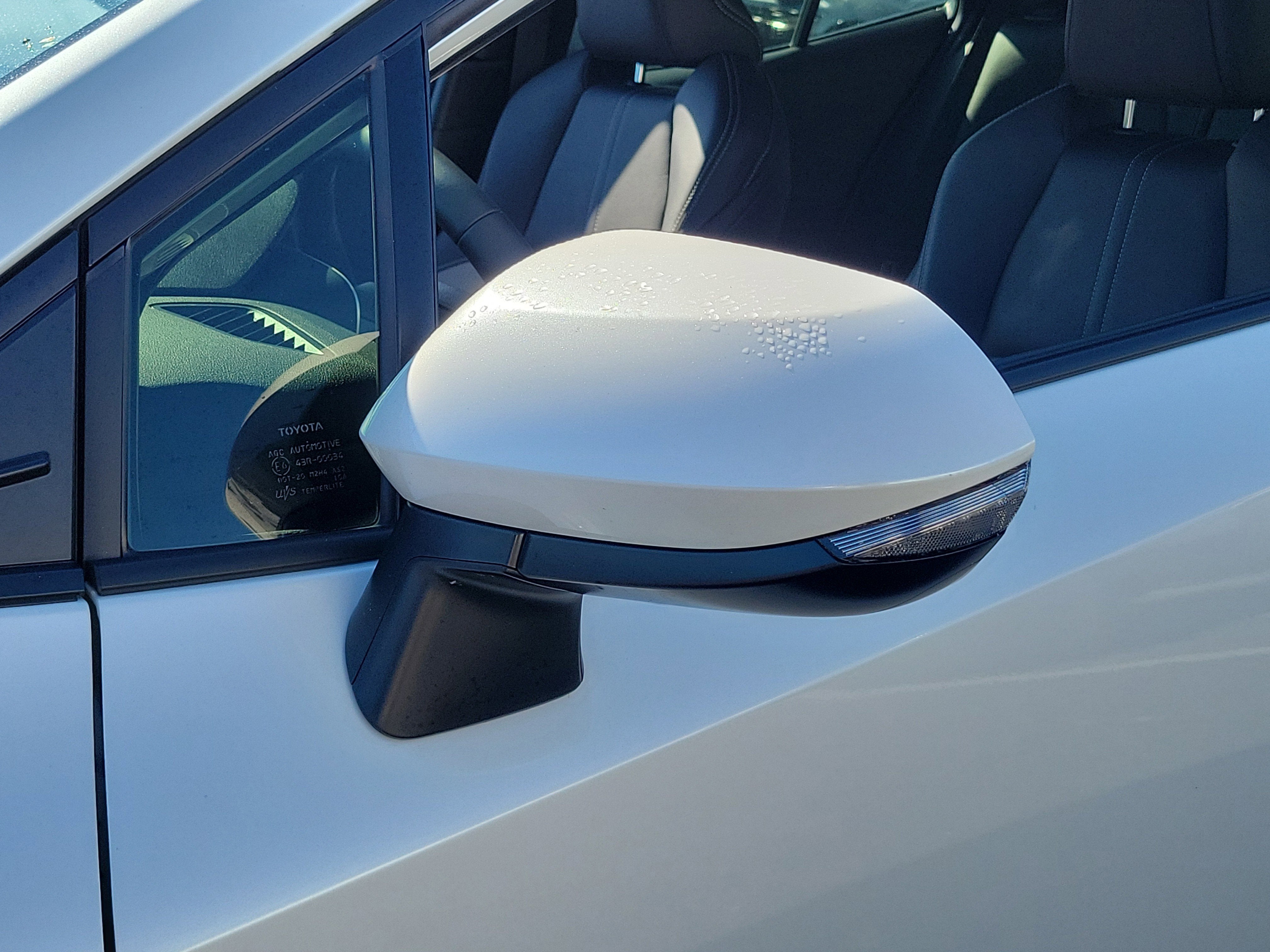 2025 Toyota Corolla Hatchback XSE