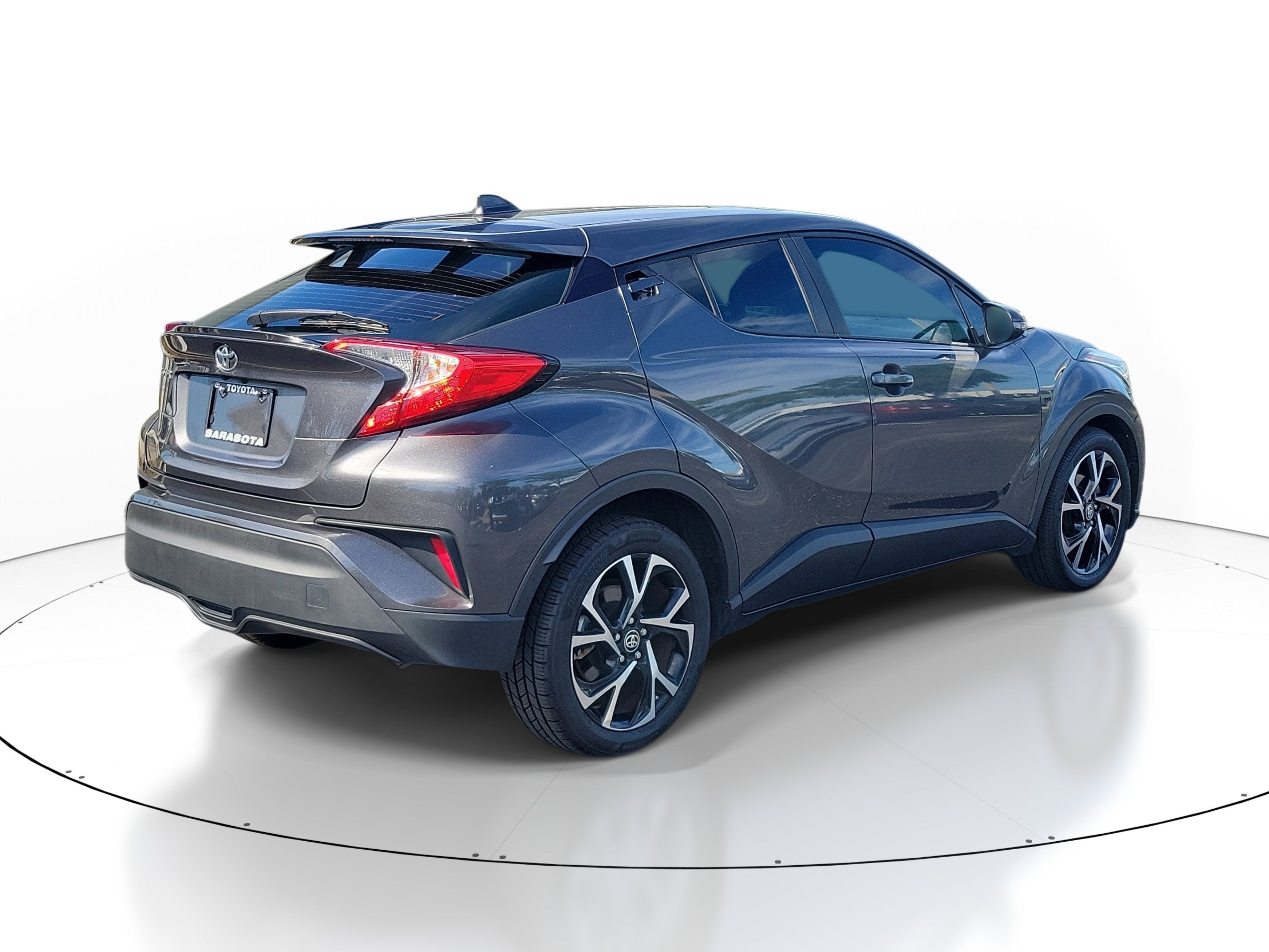 2022 Toyota C-HR XLE